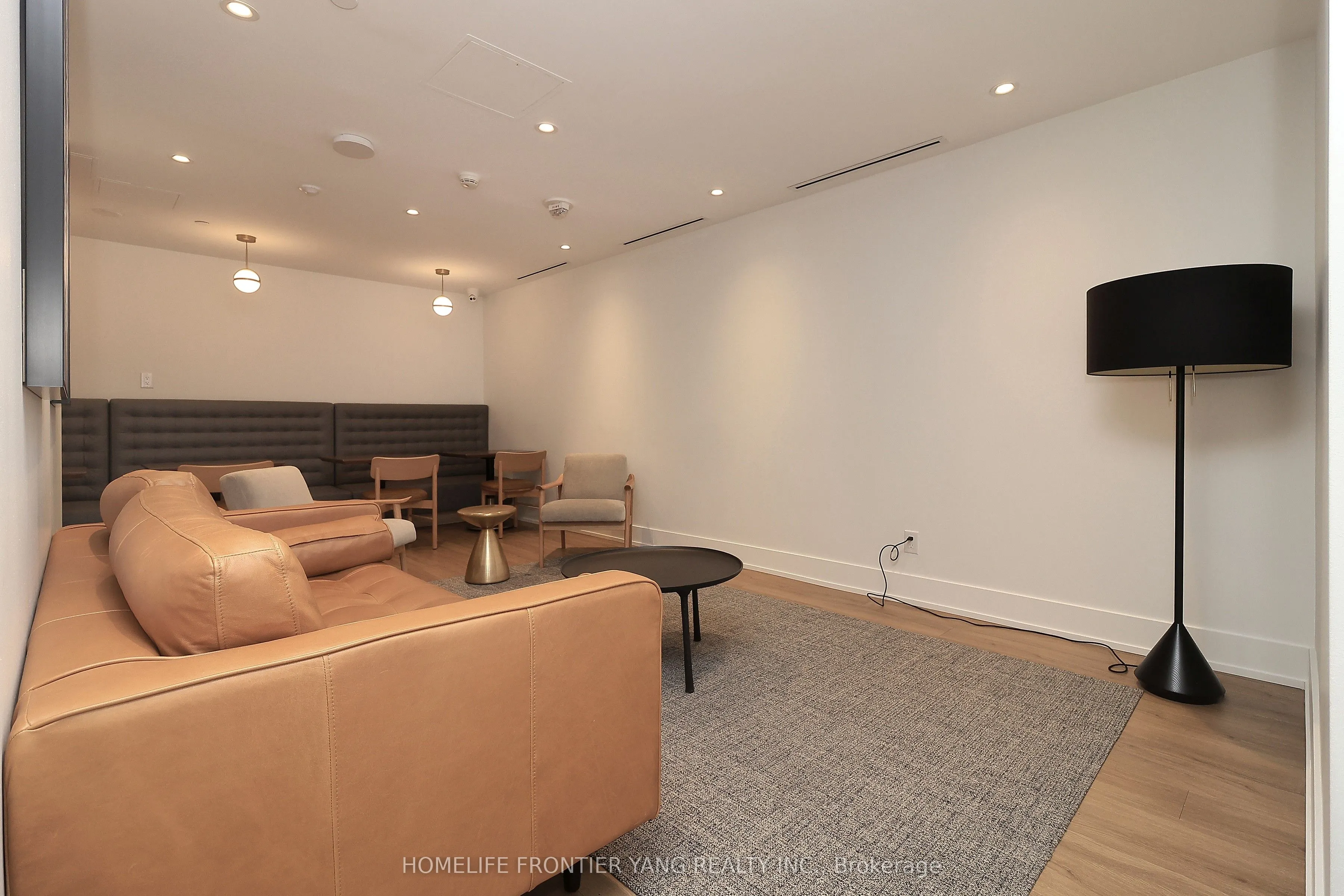 3100 Keele Street, #702