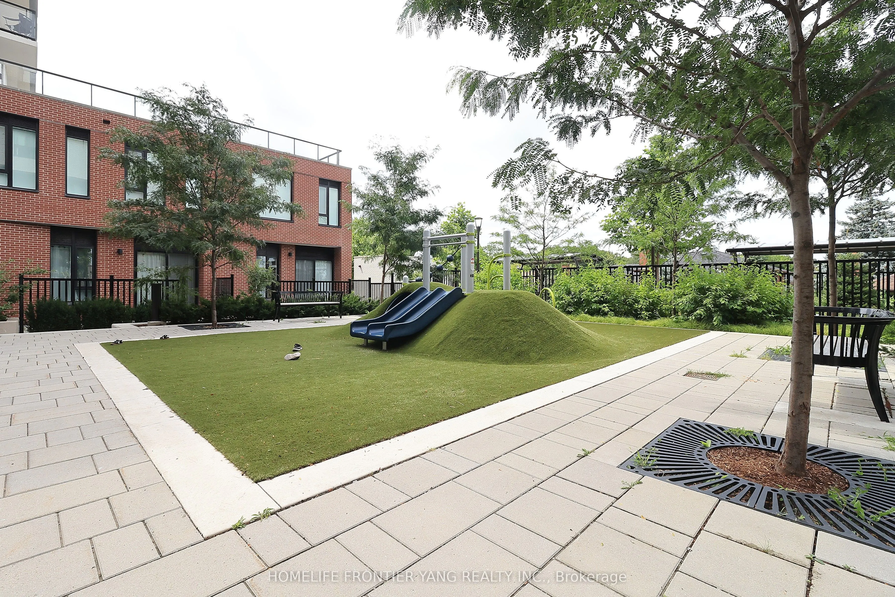 3100 Keele Street, #702