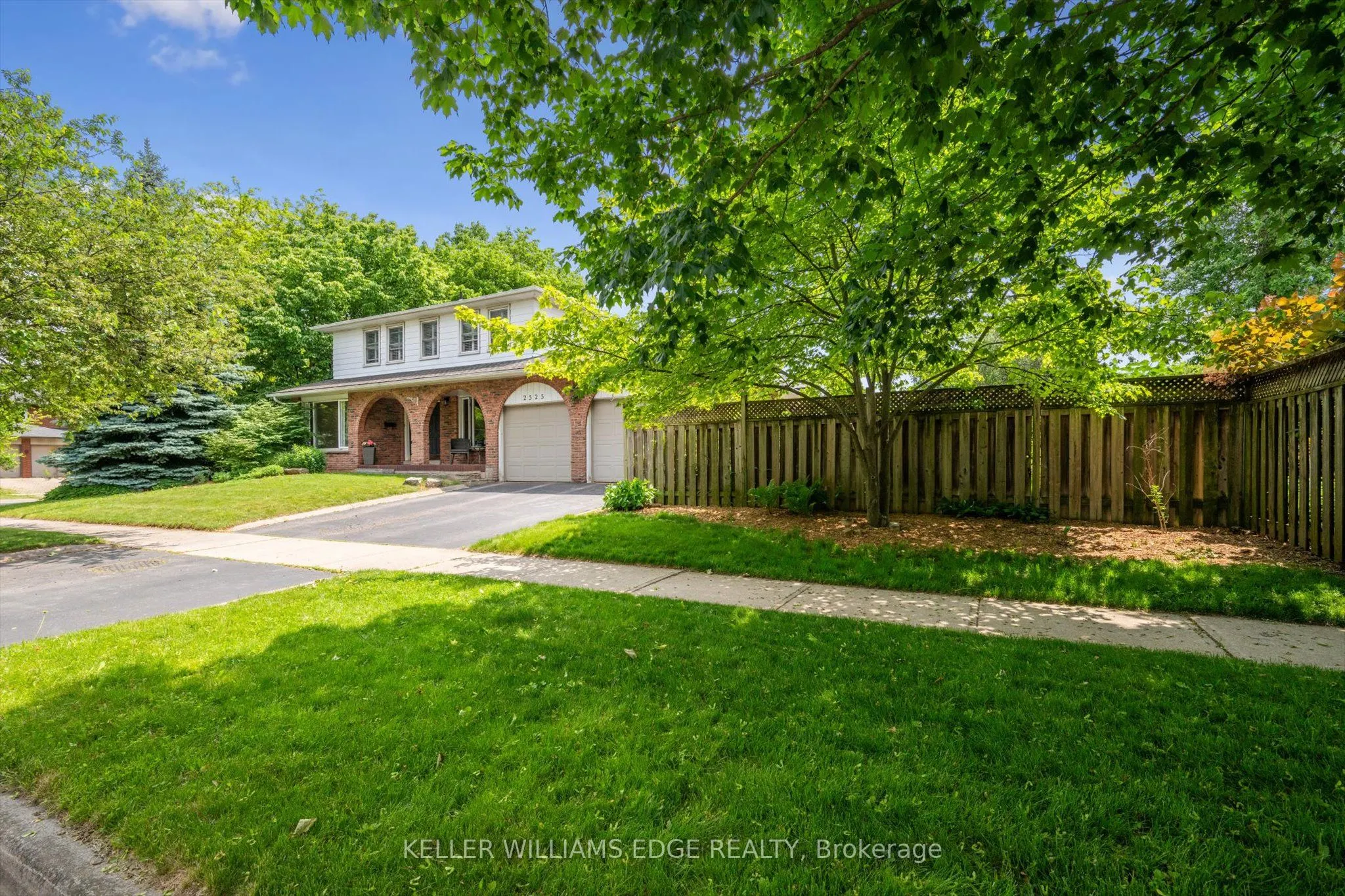 2525 Woburn Crescent