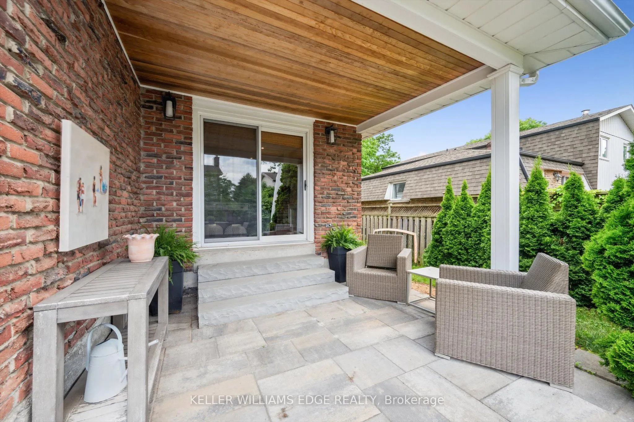 2525 Woburn Crescent