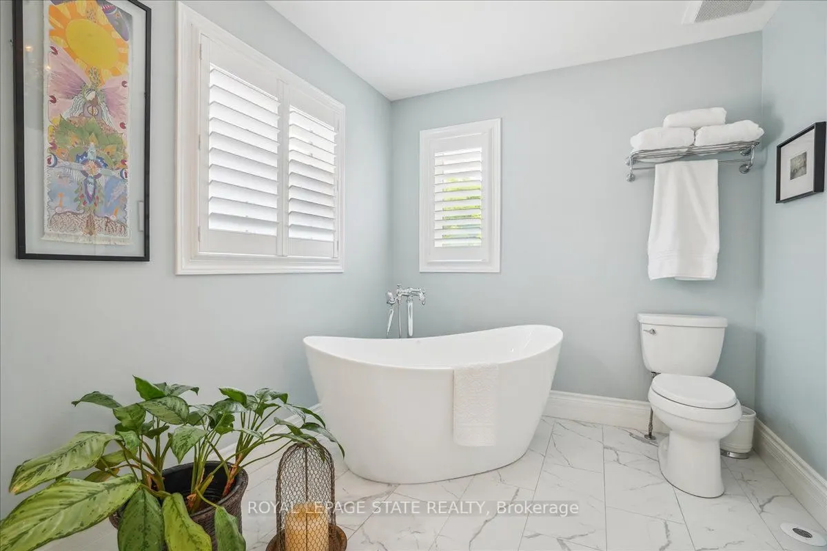 2328 Woodfield Road