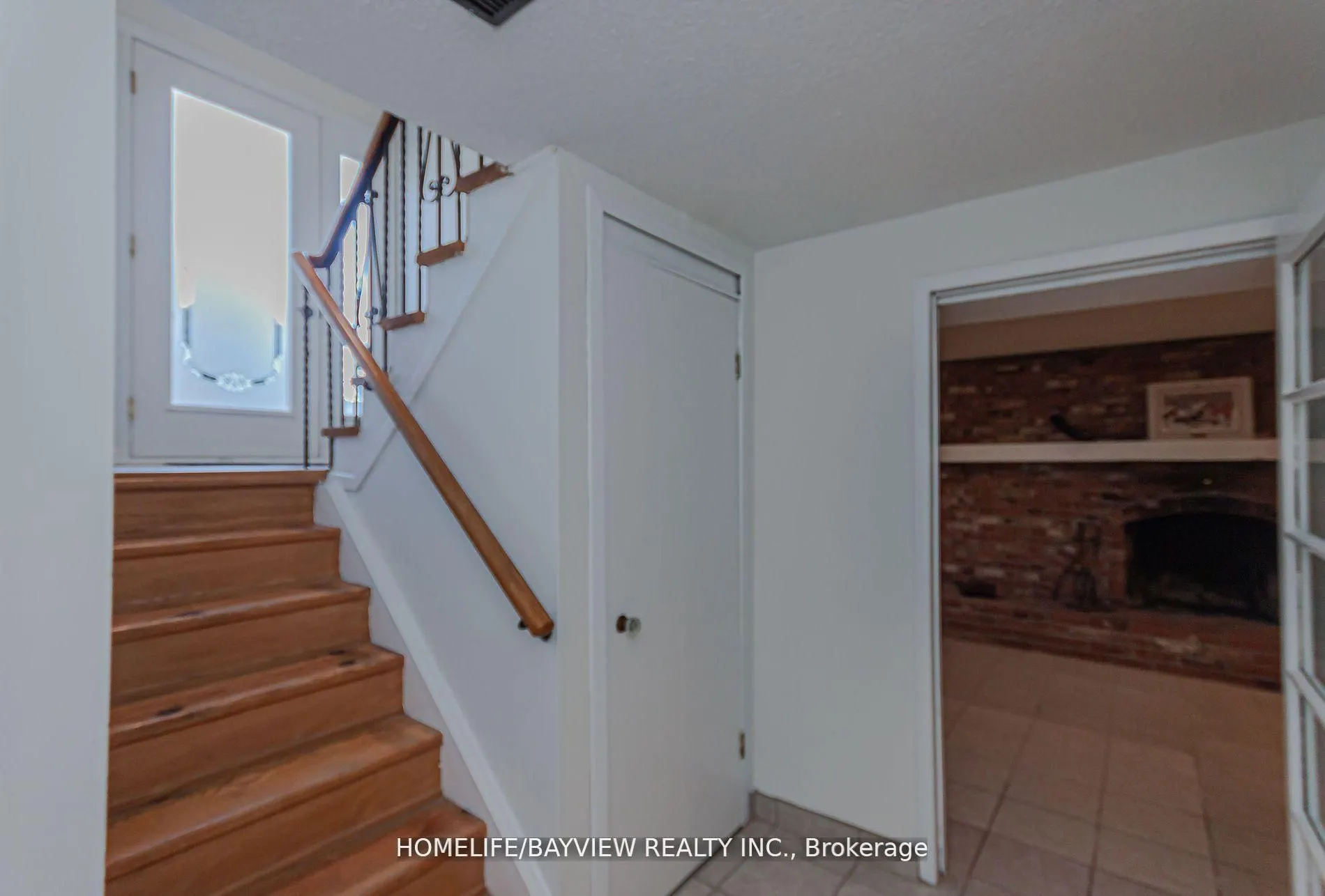 49 HILLTOP Court
