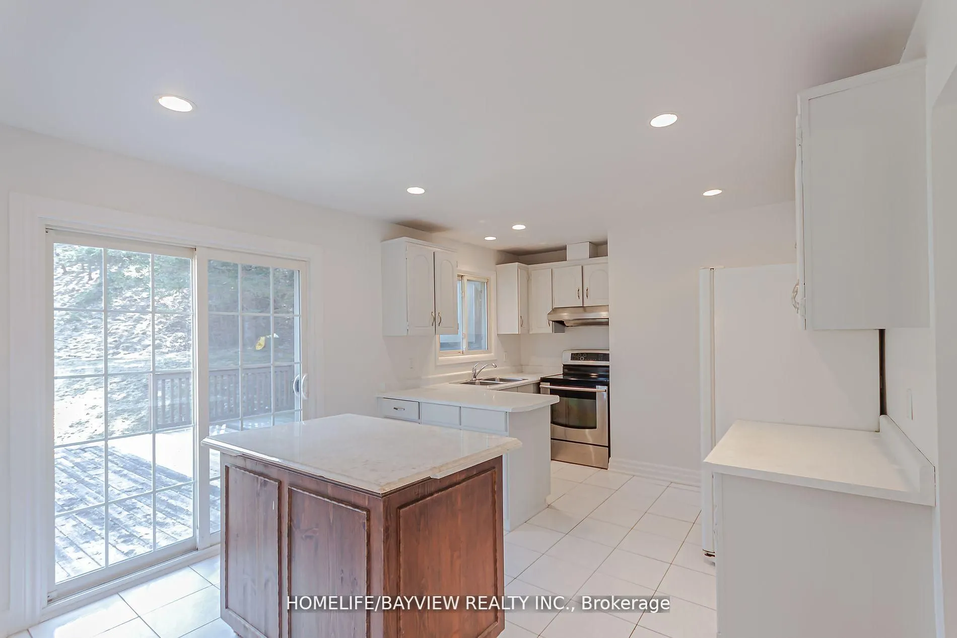 49 HILLTOP Court