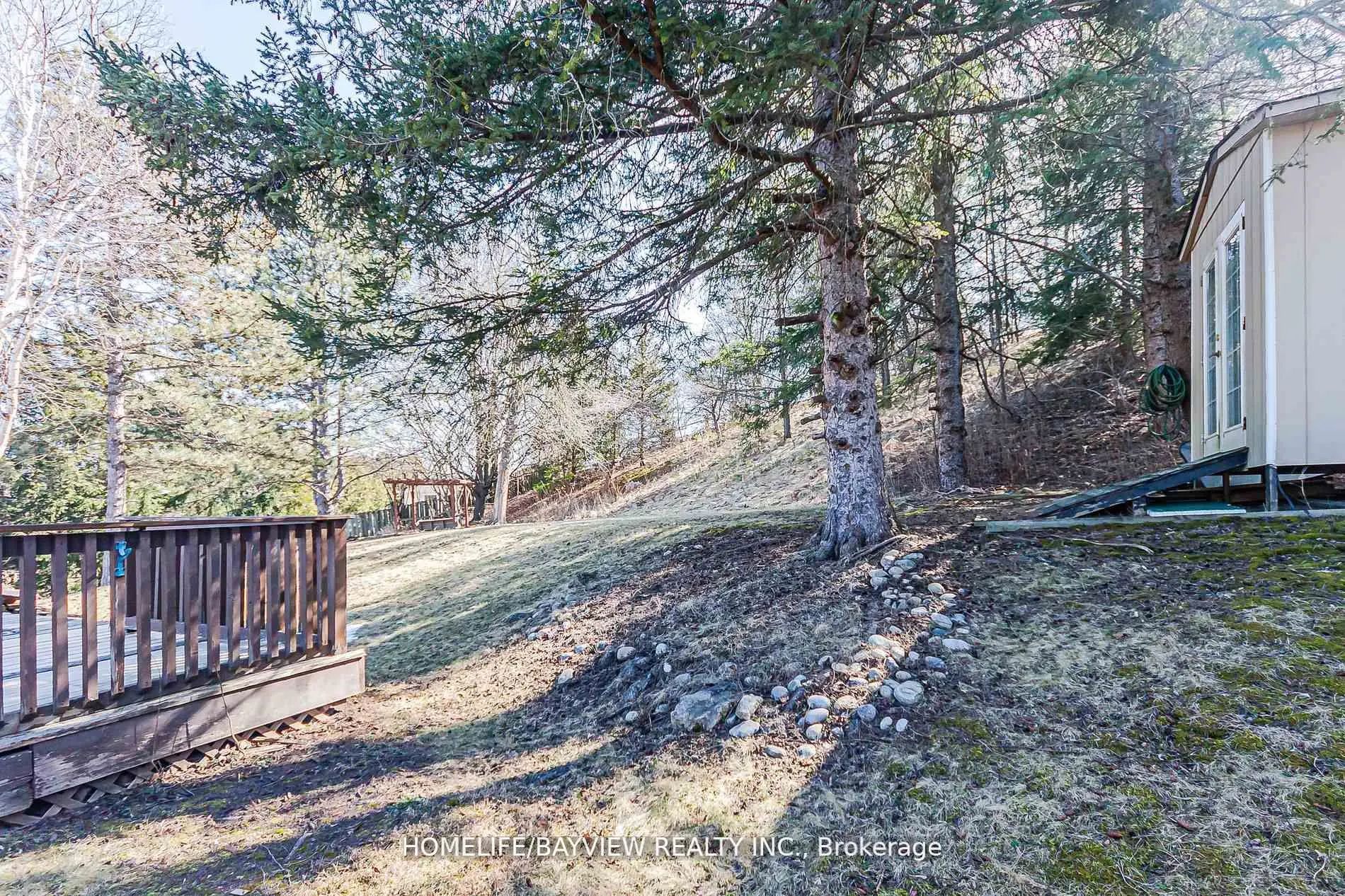 49 HILLTOP Court