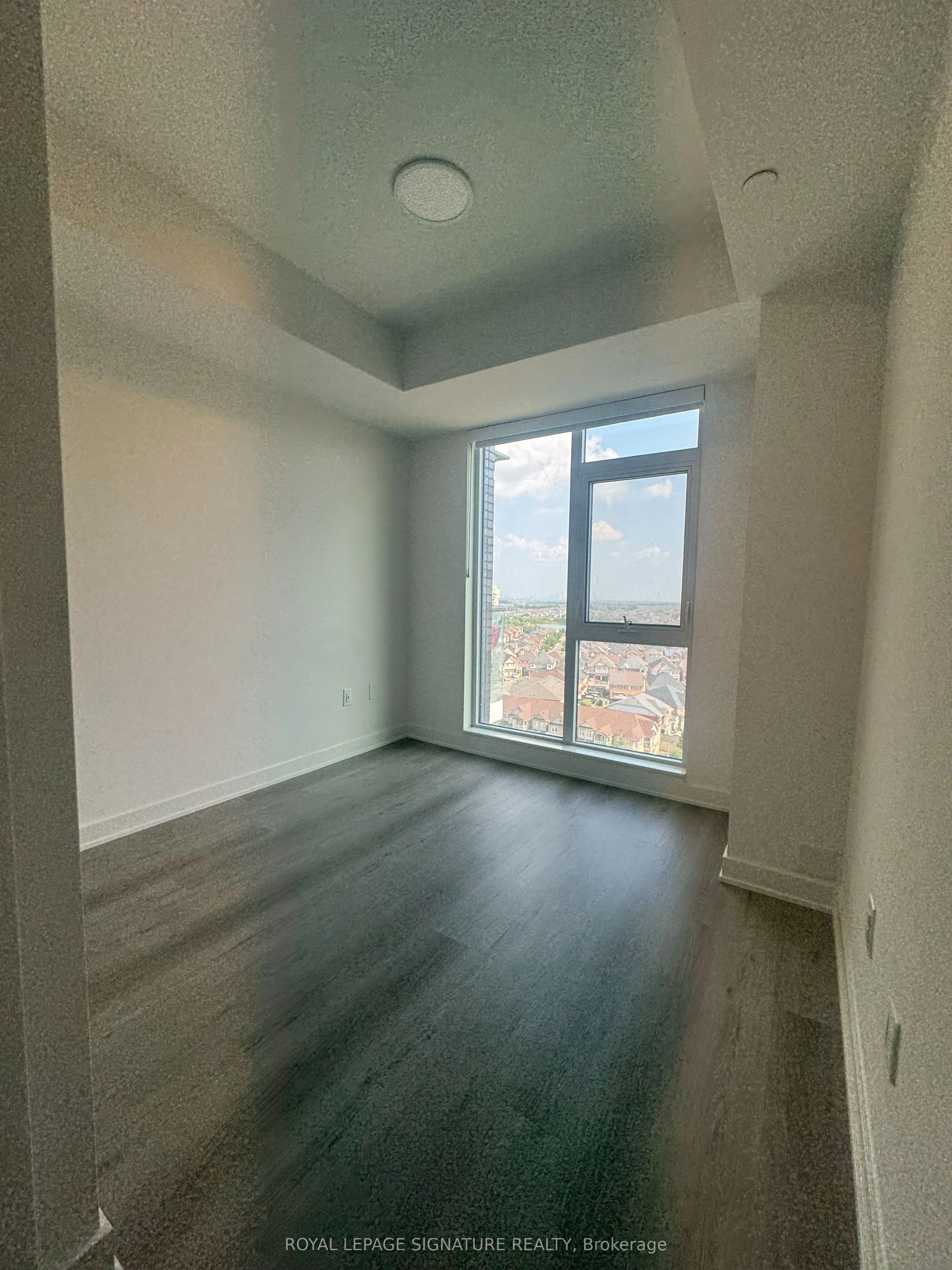40 Lagerfeld Drive, #1805