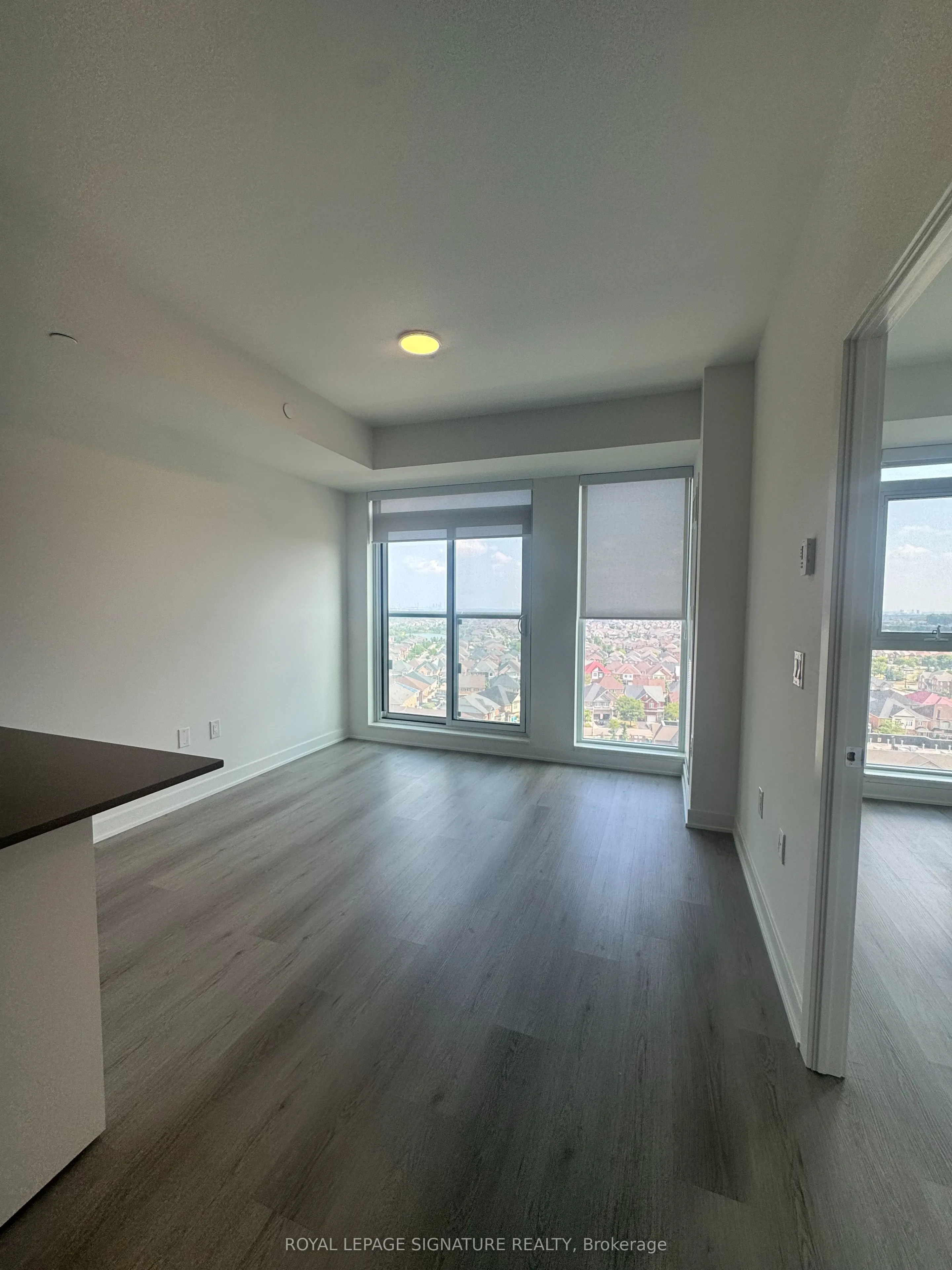 40 Lagerfeld Drive, #1107