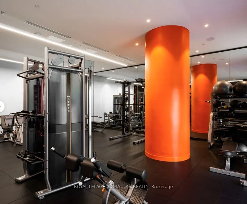 40 Lagerfeld Drive, #1107