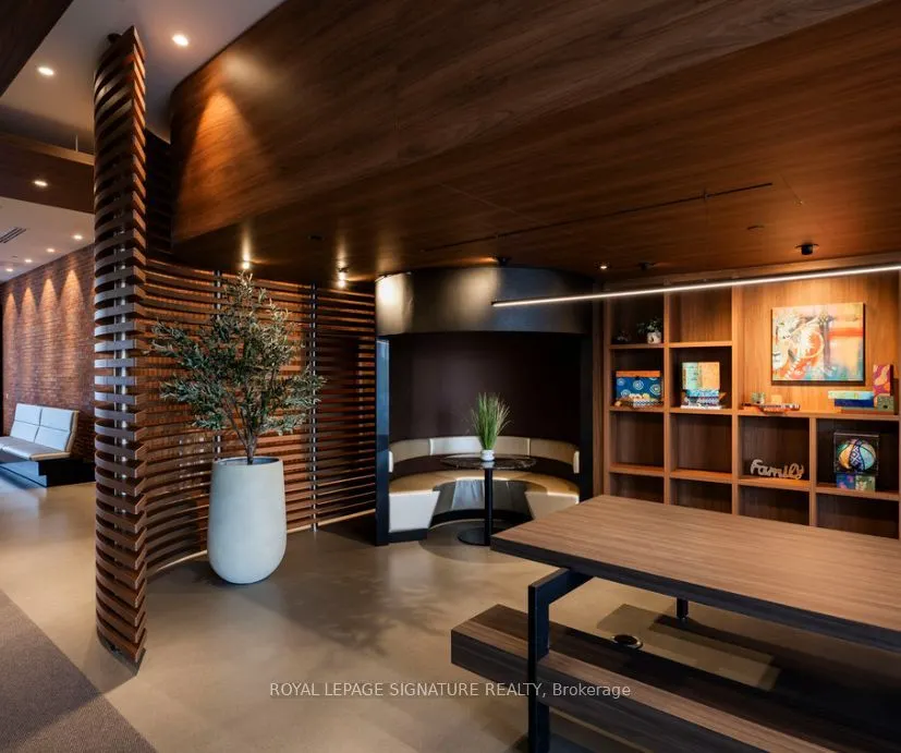 40 Lagerfeld Drive, #1107