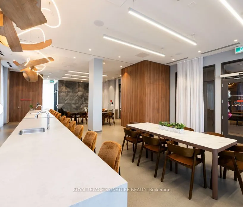 40 Lagerfeld Drive, #1107