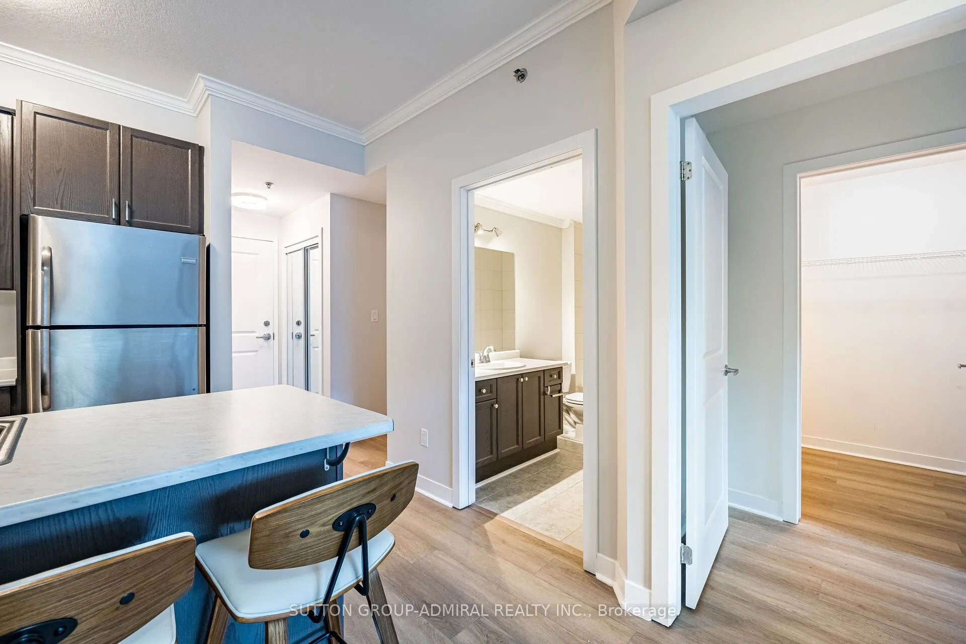 5317 Upper Middle Road, #104
