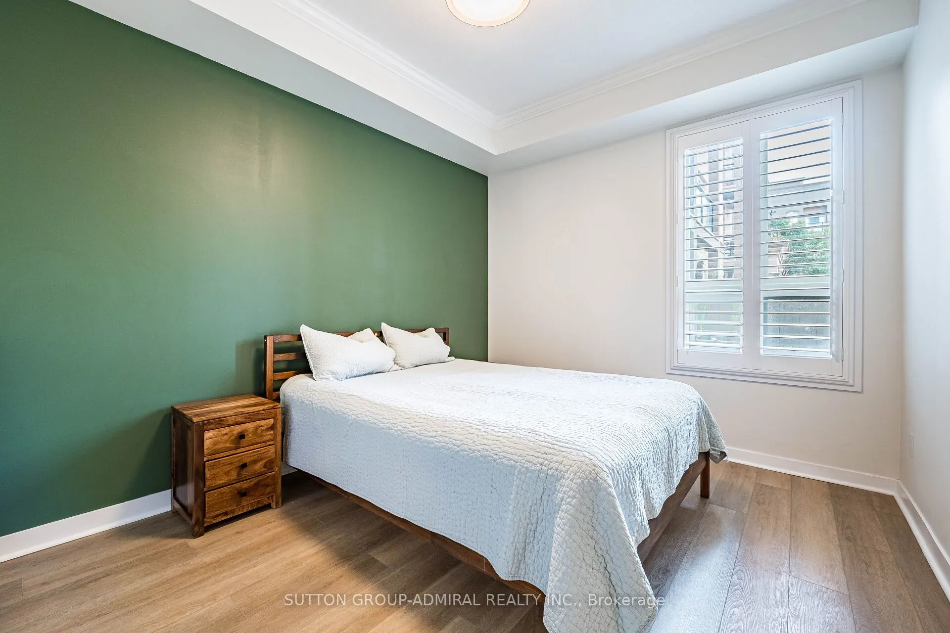 5317 Upper Middle Road, #104