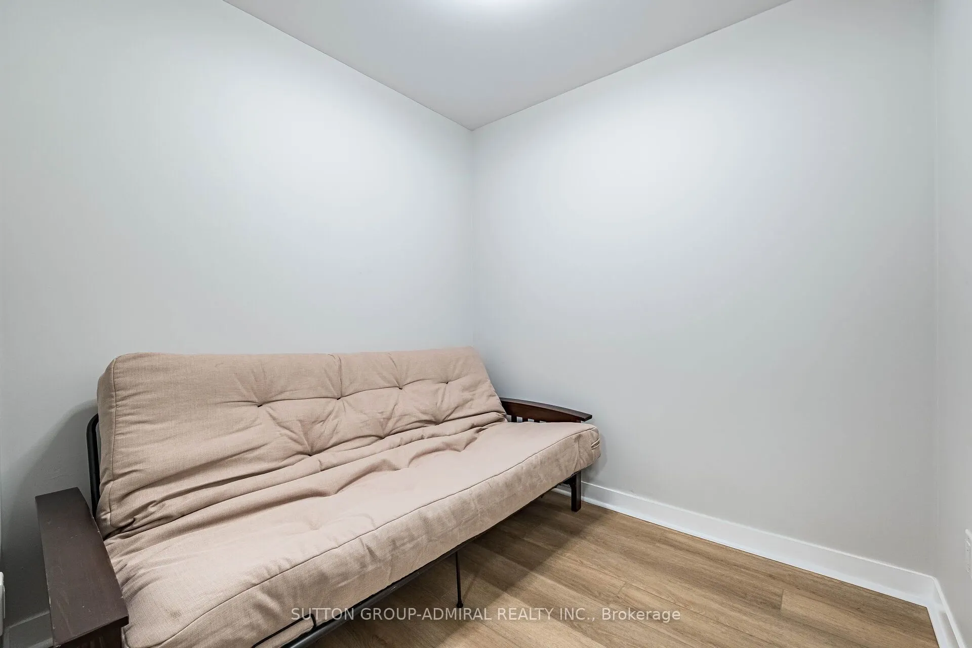 5317 Upper Middle Road, #104
