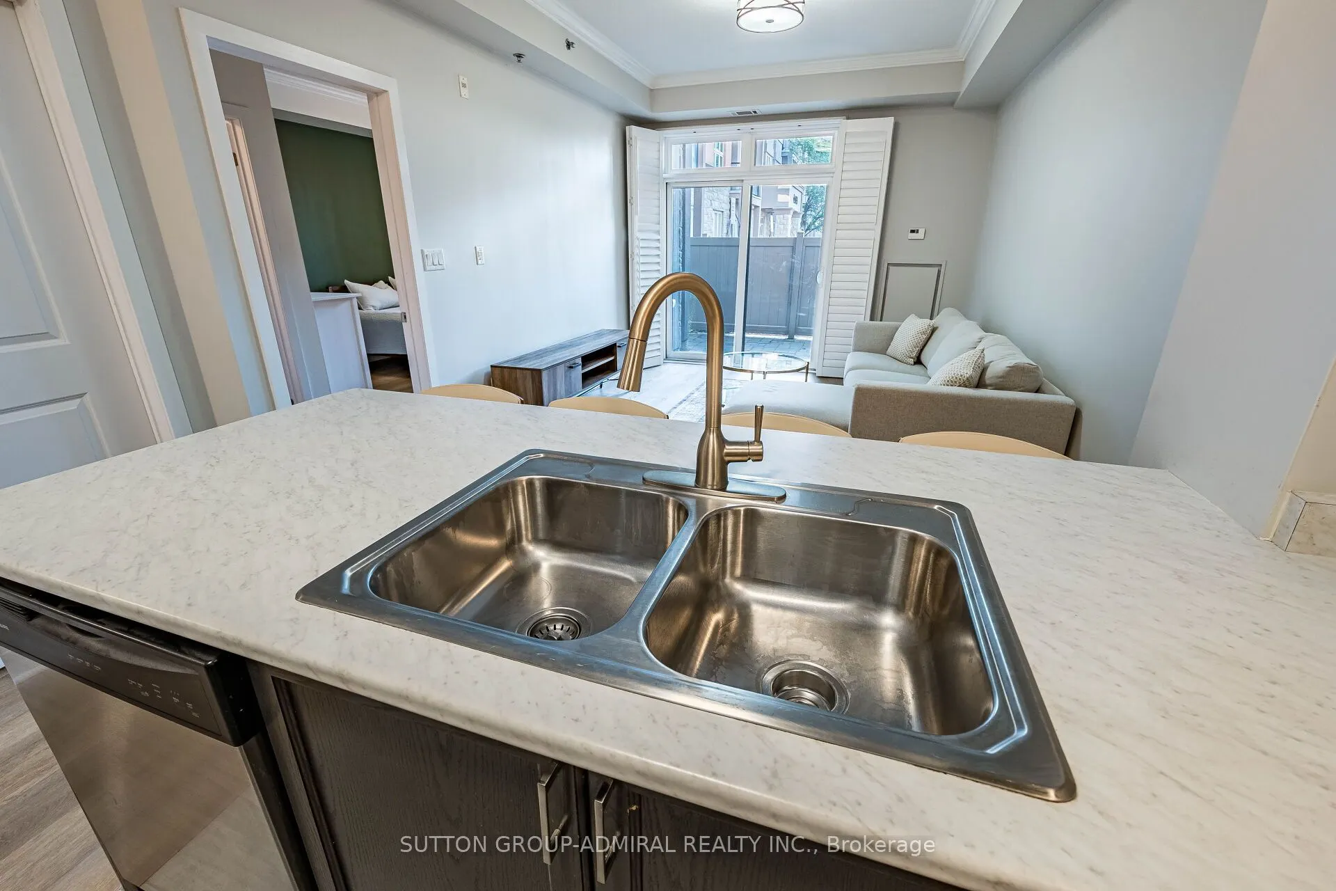 5317 Upper Middle Road, #104