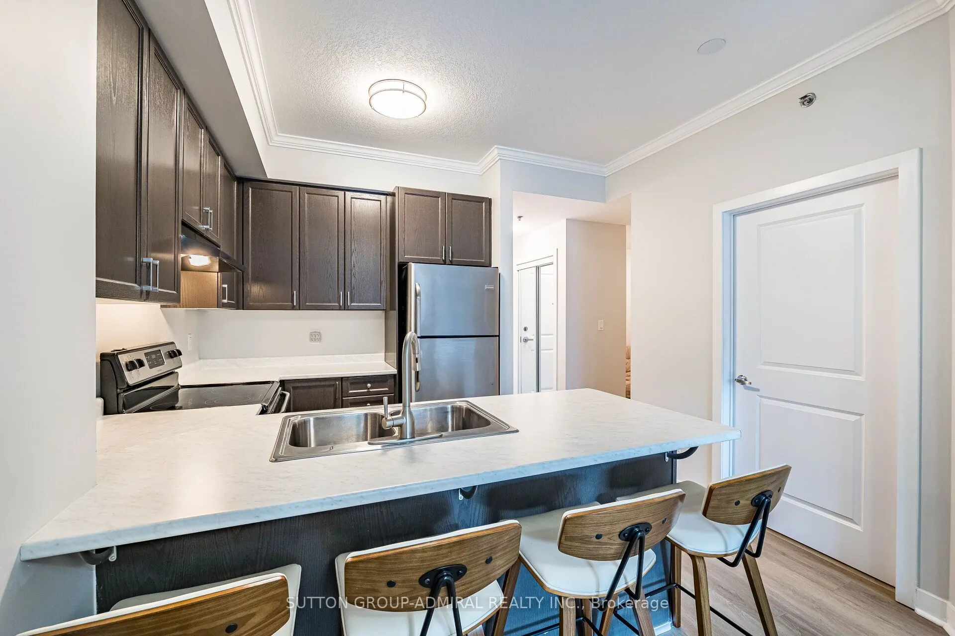 5317 Upper Middle Road, #104