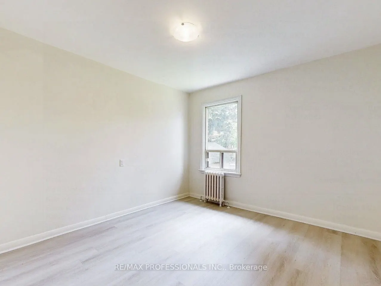126A Sixteenth Street, #Entire House