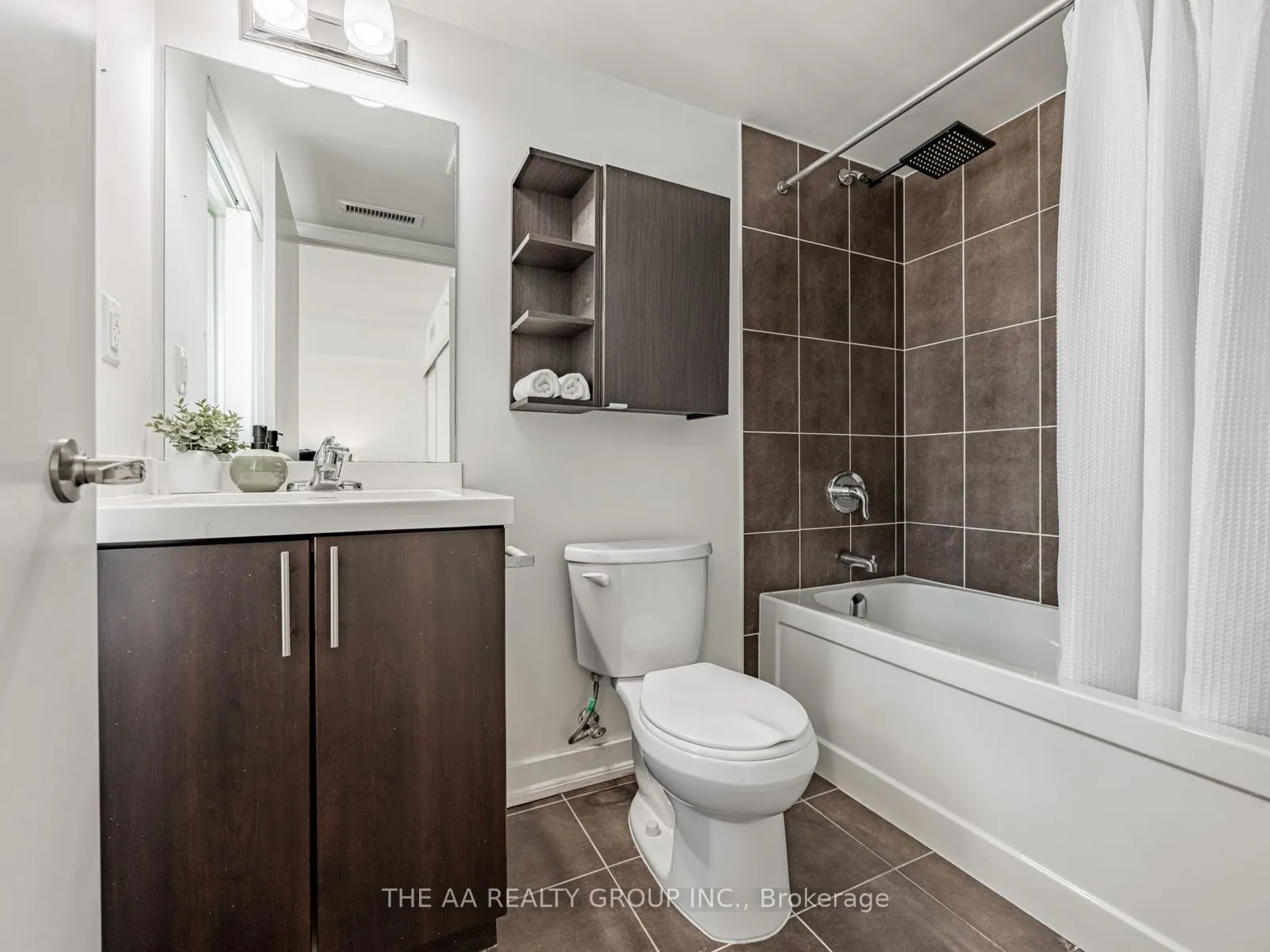 1410 Dupont Street, #2209