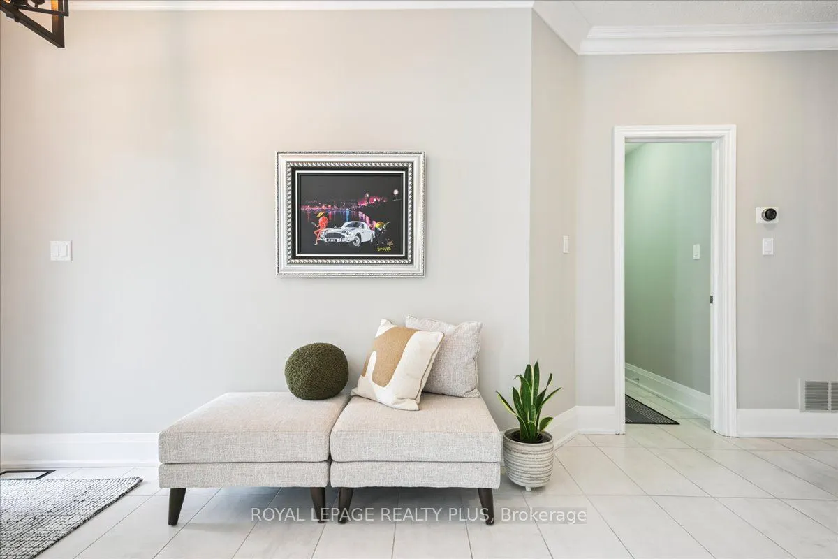 2341 Tesla Crescent