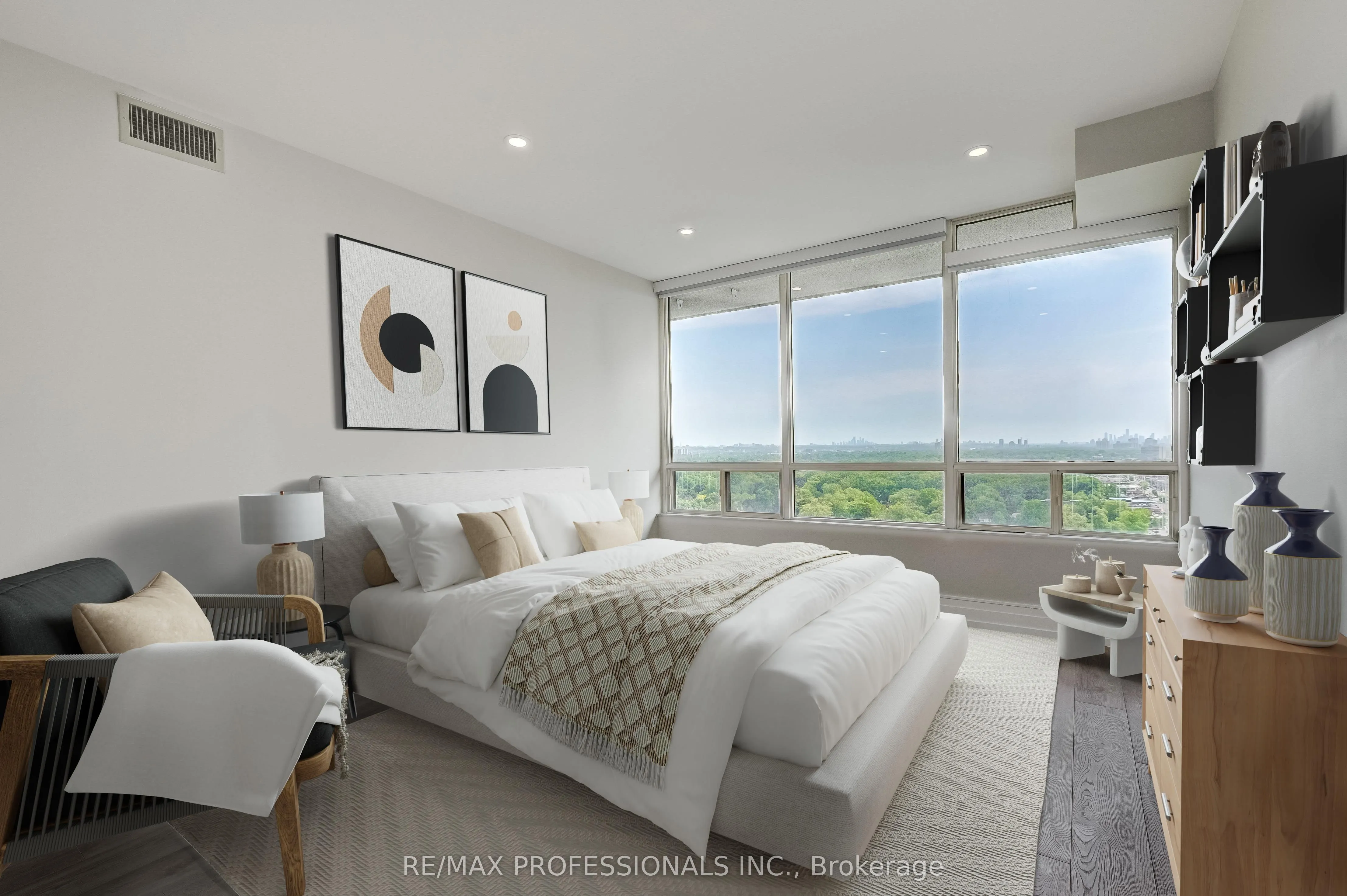 1 Aberfoyle Crescent, #2211