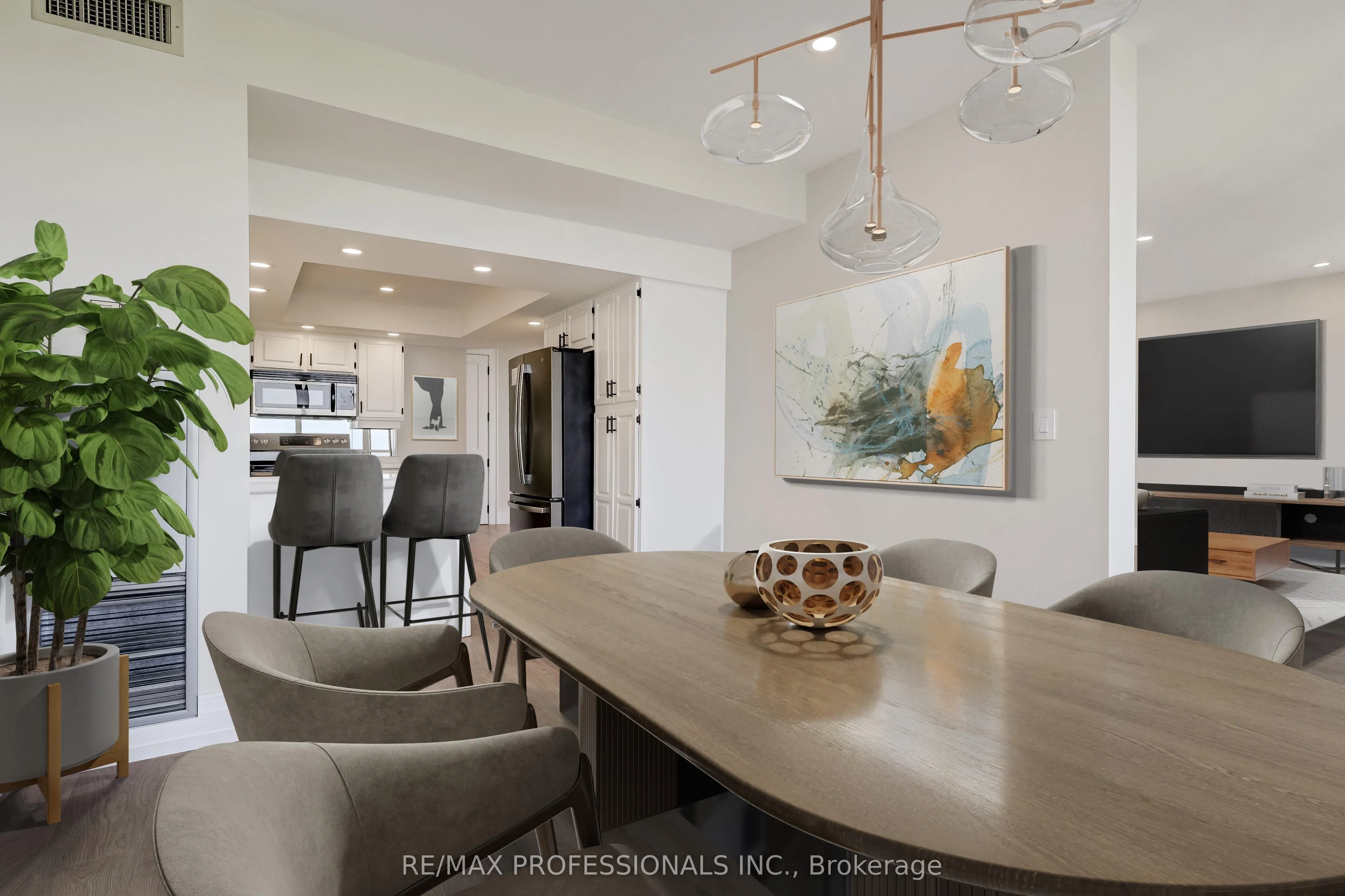 1 Aberfoyle Crescent, #2211