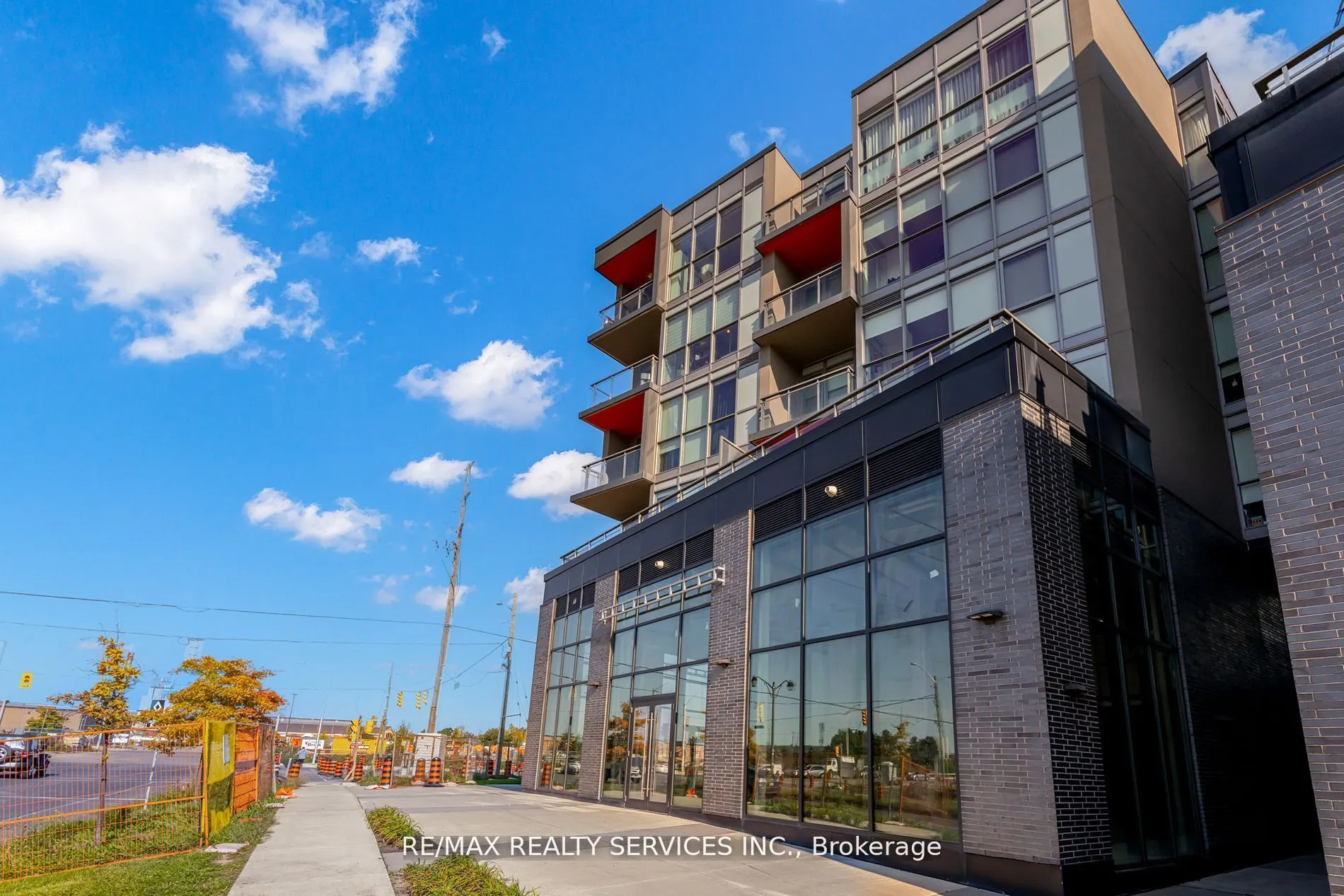 5220 Dundas Street, #1
