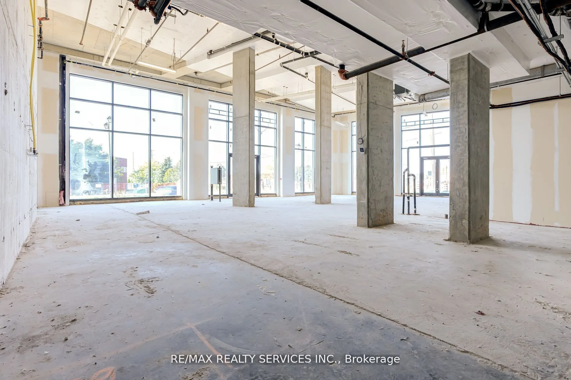 5220 Dundas Street, #1