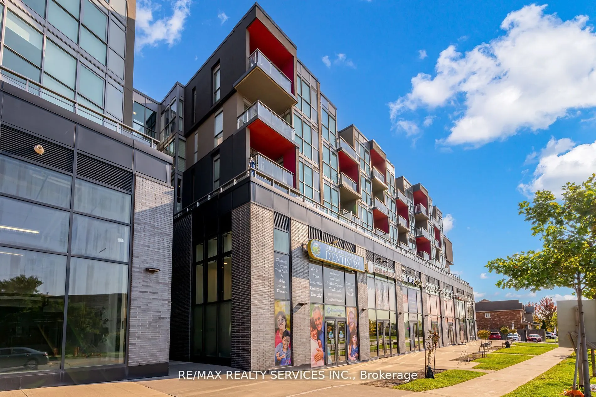 5220 Dundas Street, #1
