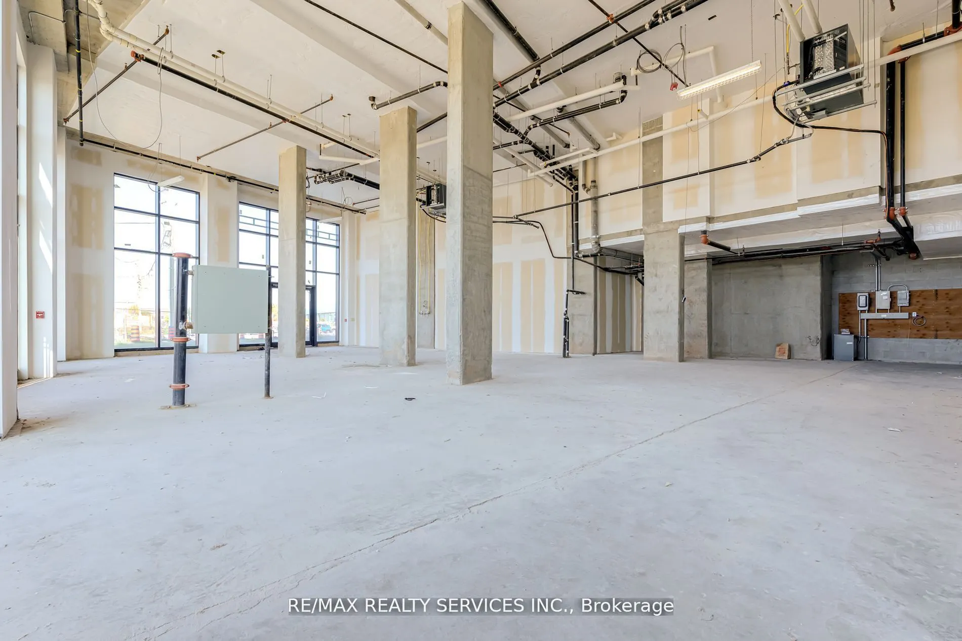5220 Dundas Street, #1B