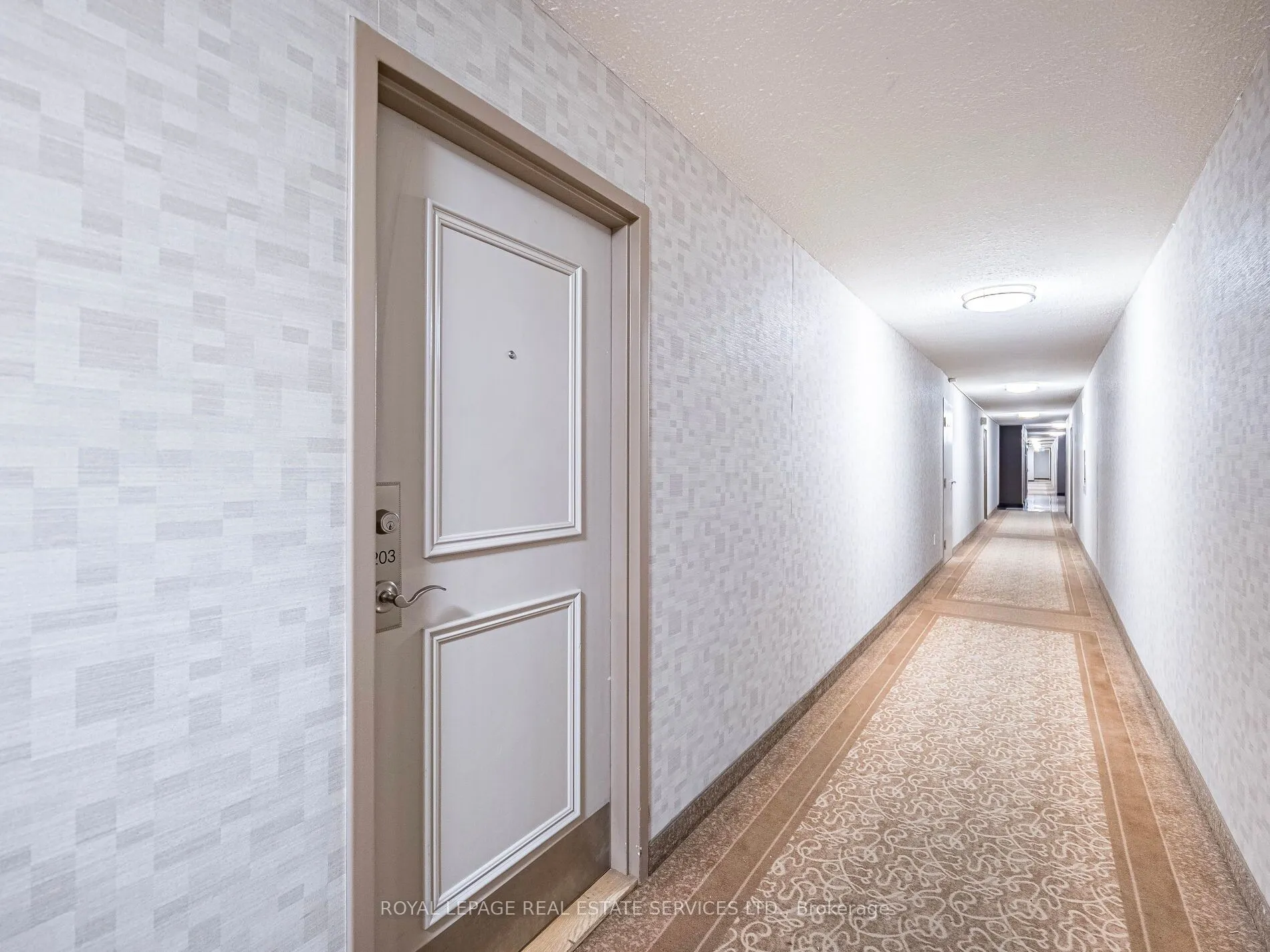 1300 Mississauga Valley Boulevard, #203