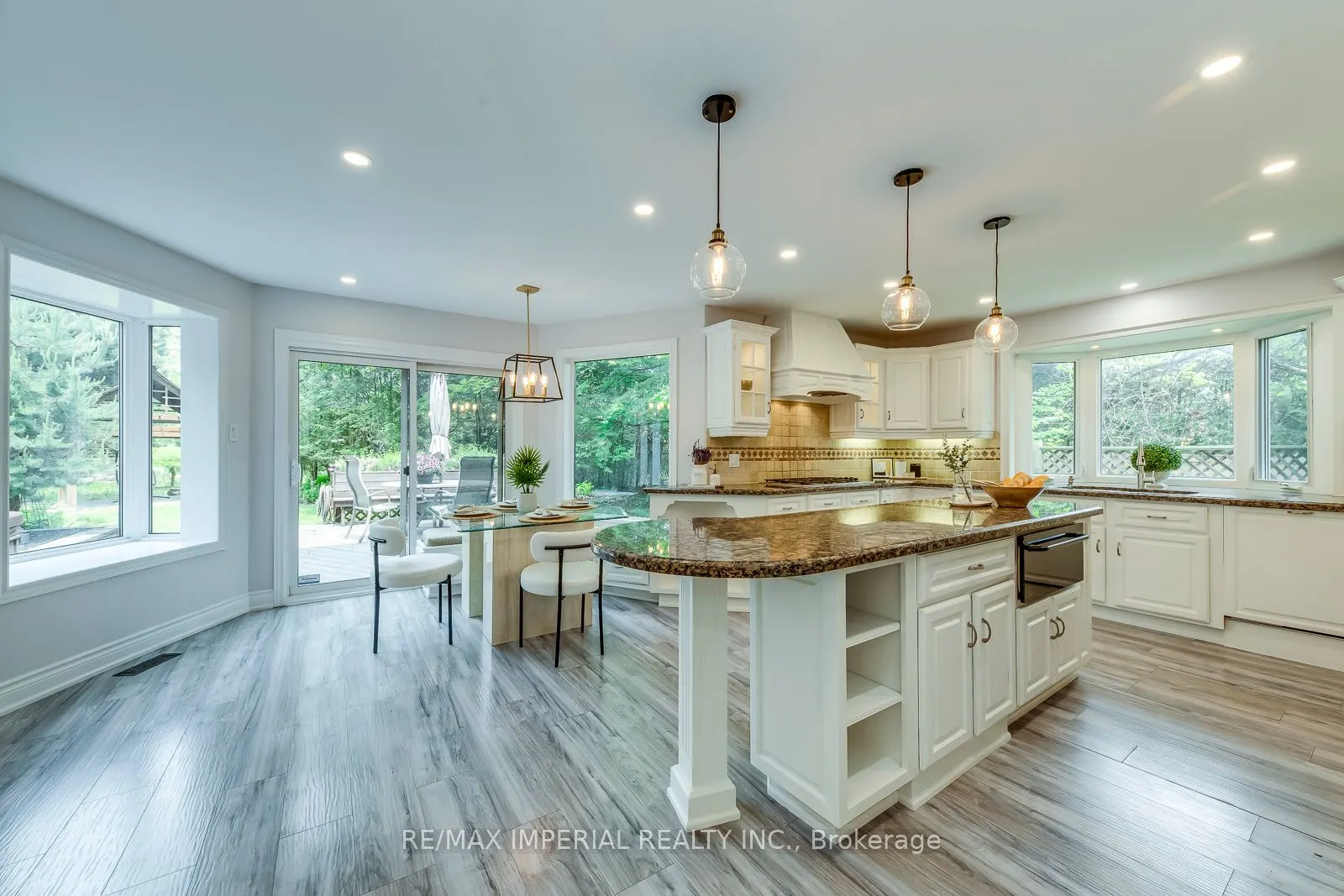341 Acacia Court