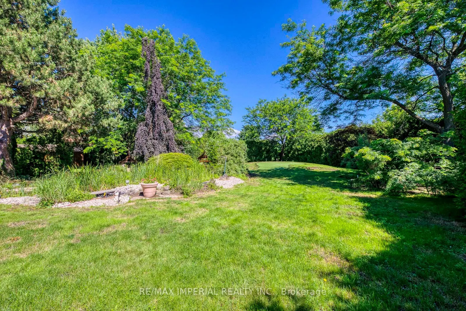 341 Acacia Court