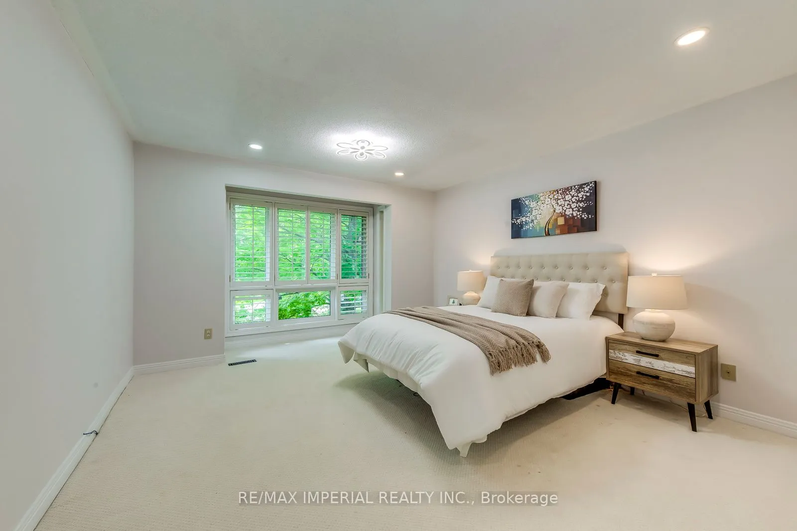 341 Acacia Court