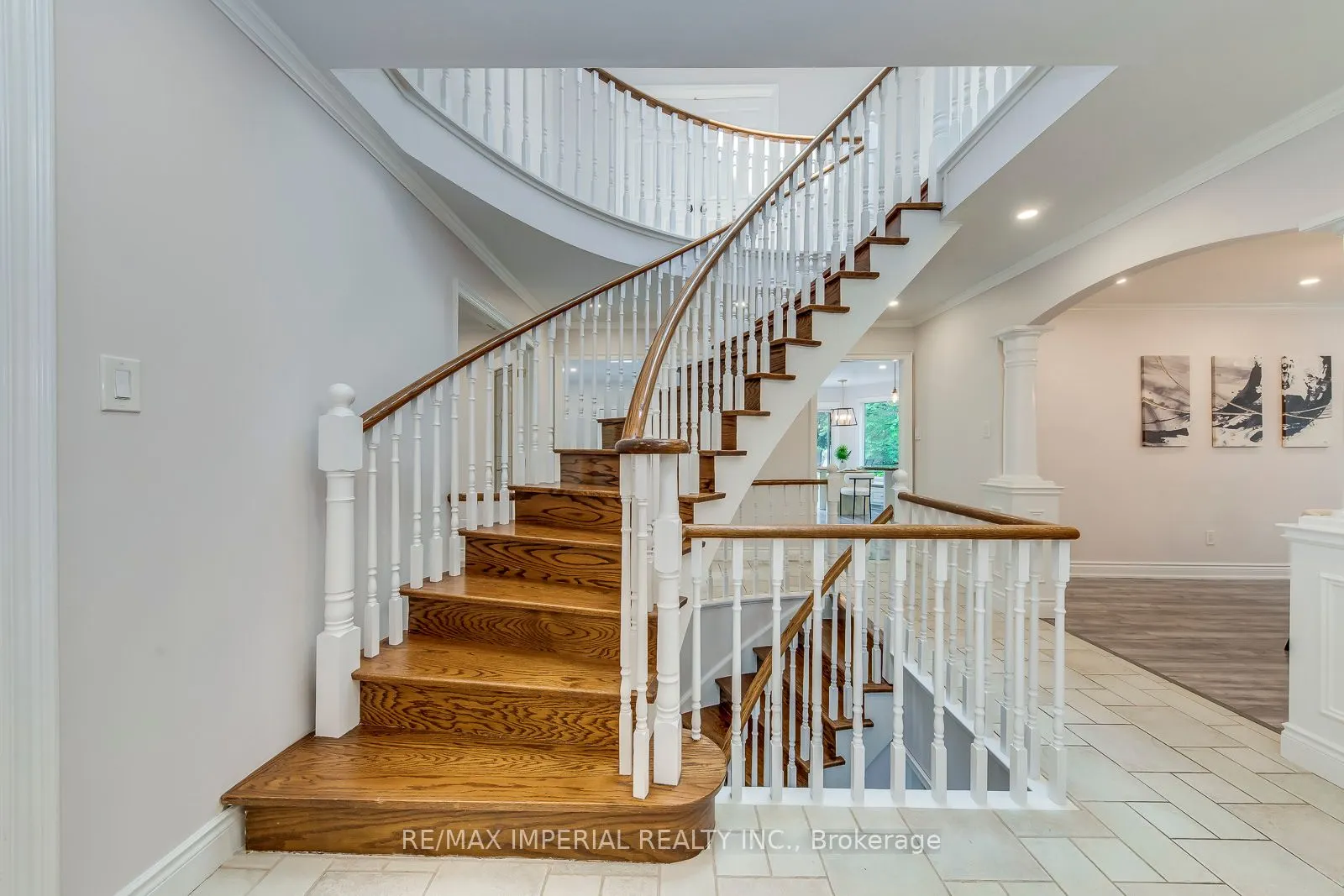 341 Acacia Court