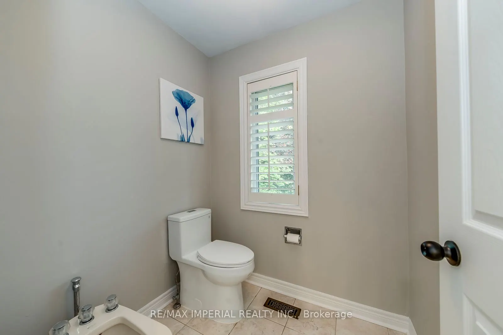 341 Acacia Court