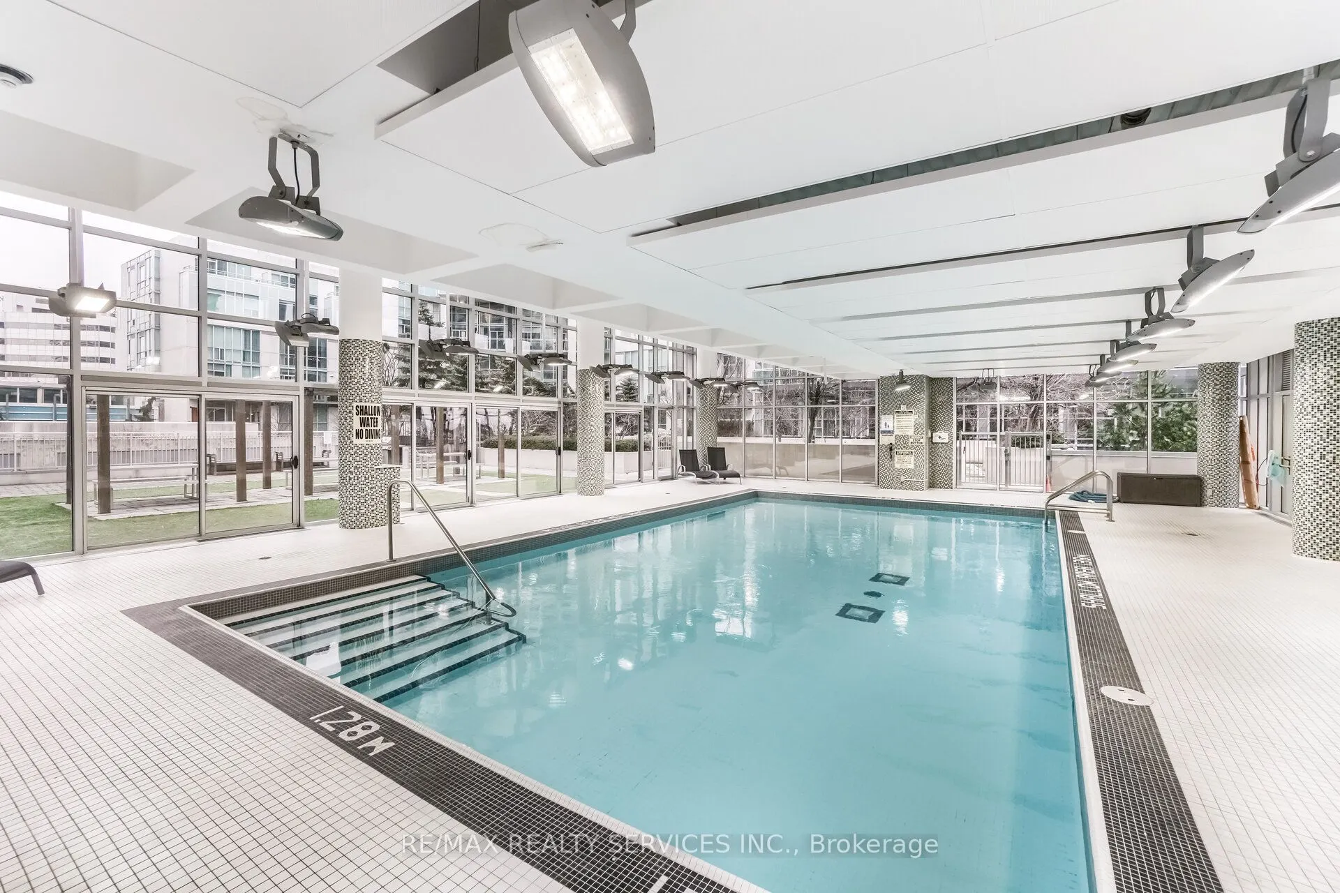 225 Webb Drive, #810