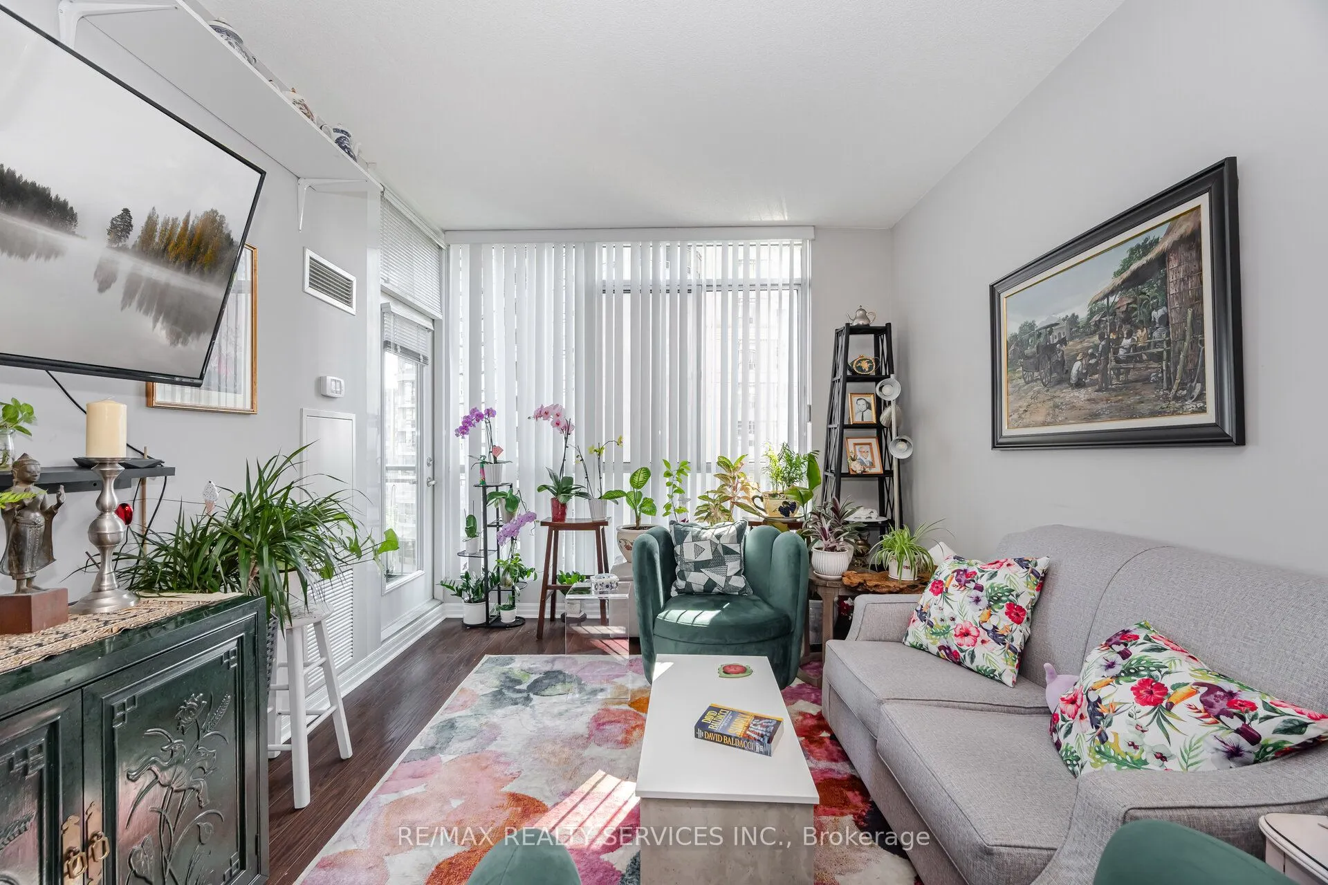 225 Webb Drive, #810