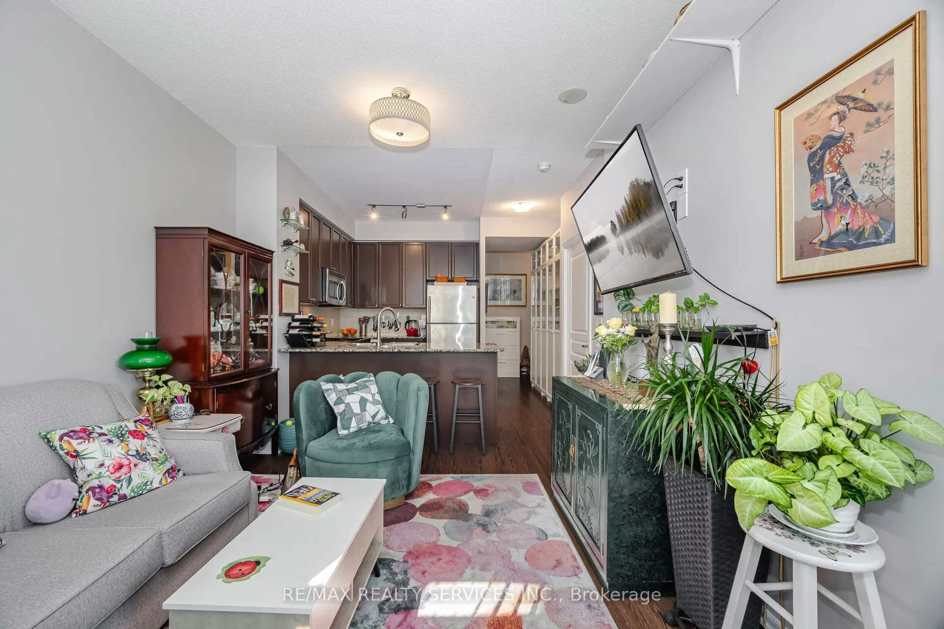 225 Webb Drive, #810