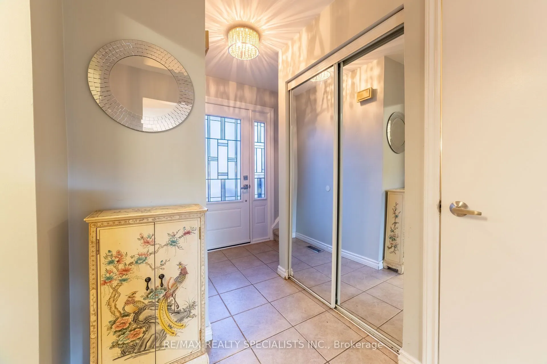 60 Karen Court N