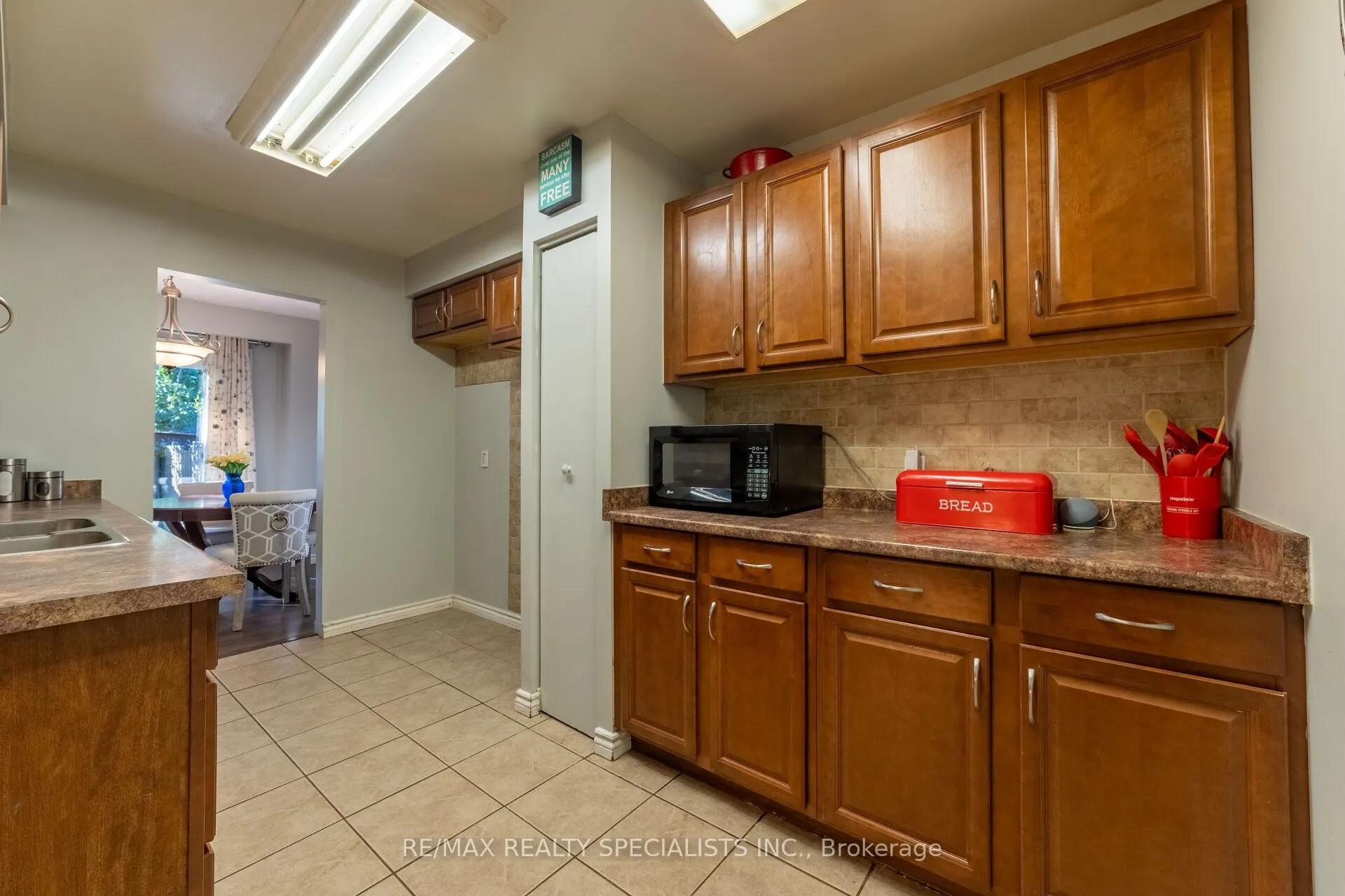 60 Karen Court N