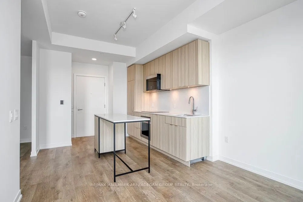251 Masonry Way, #814