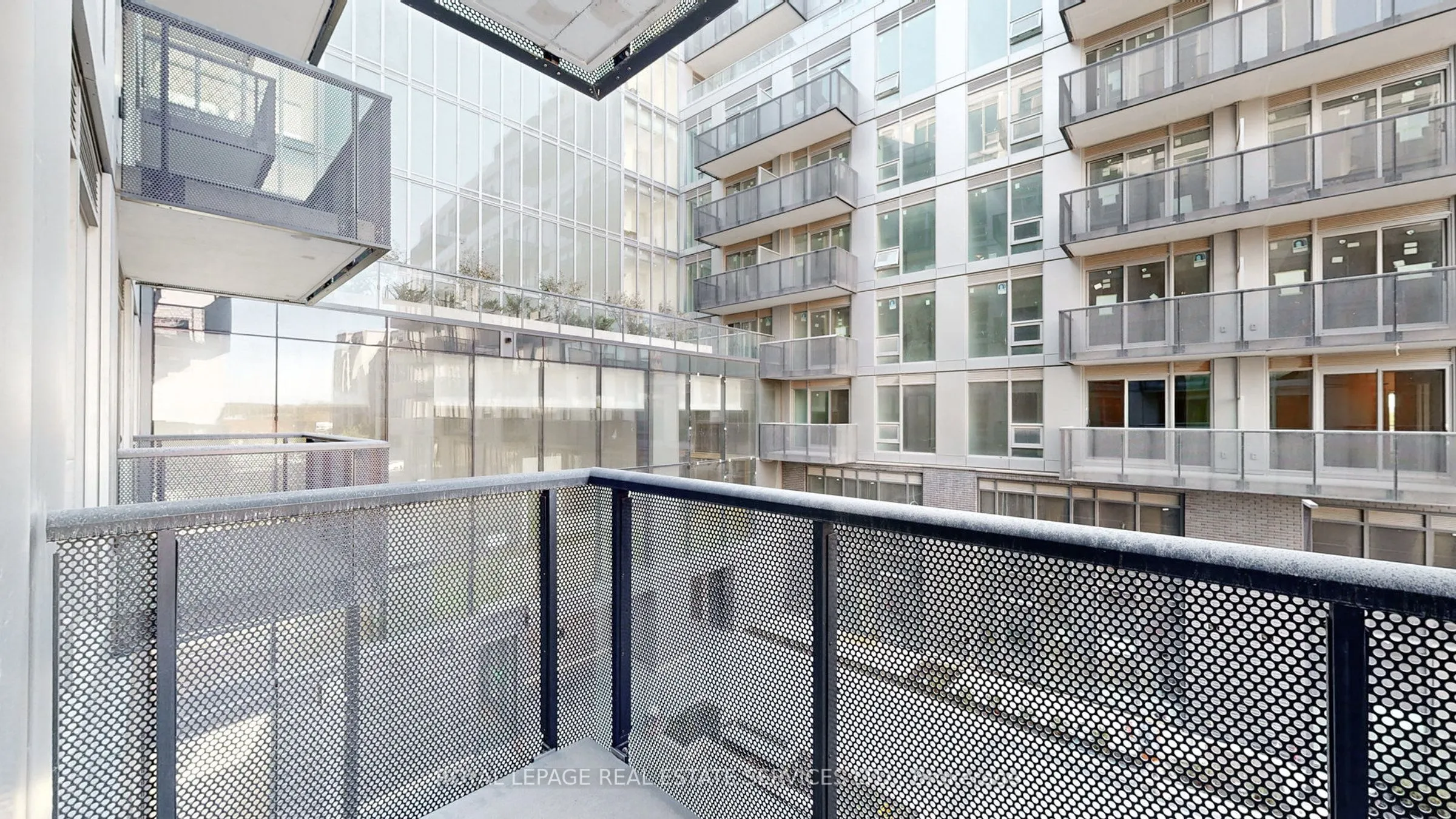 2450 Old Bronte Road, #202