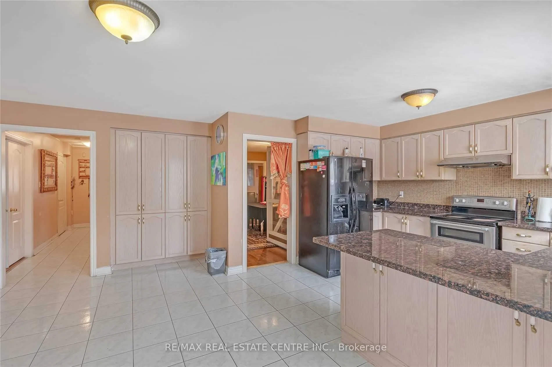 21 Sprucelands Avenue