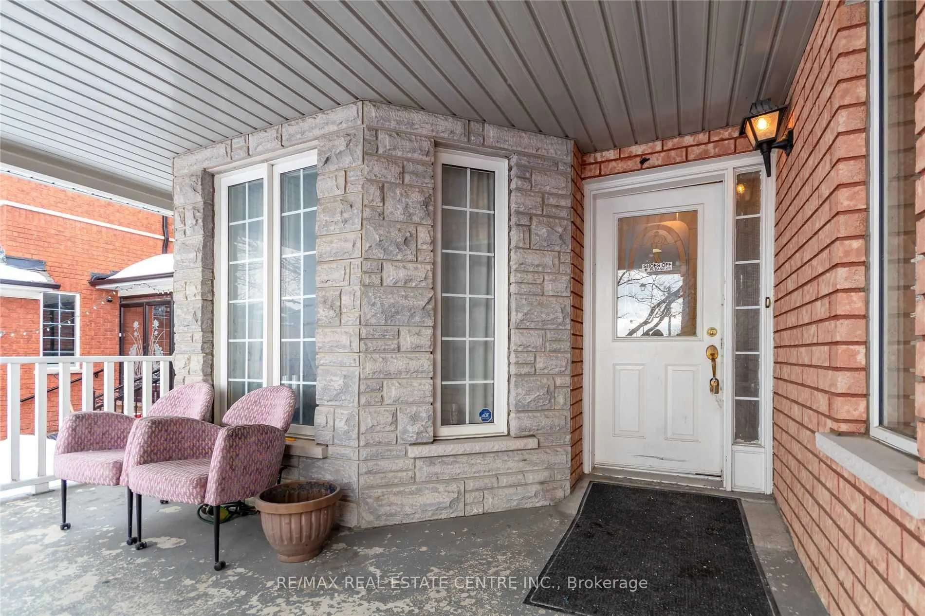 21 Sprucelands Avenue