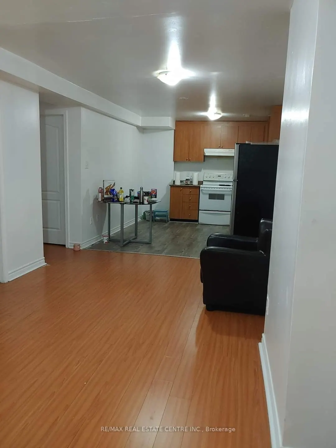 21 Sprucelands Avenue