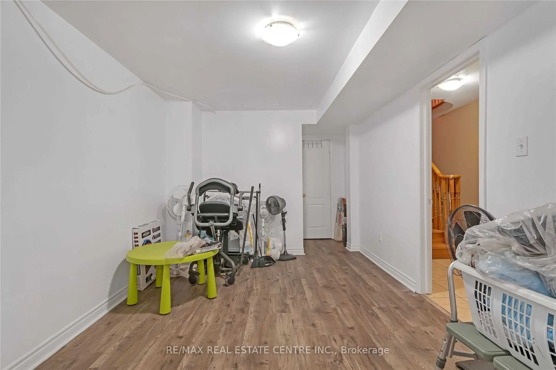 21 Sprucelands Avenue