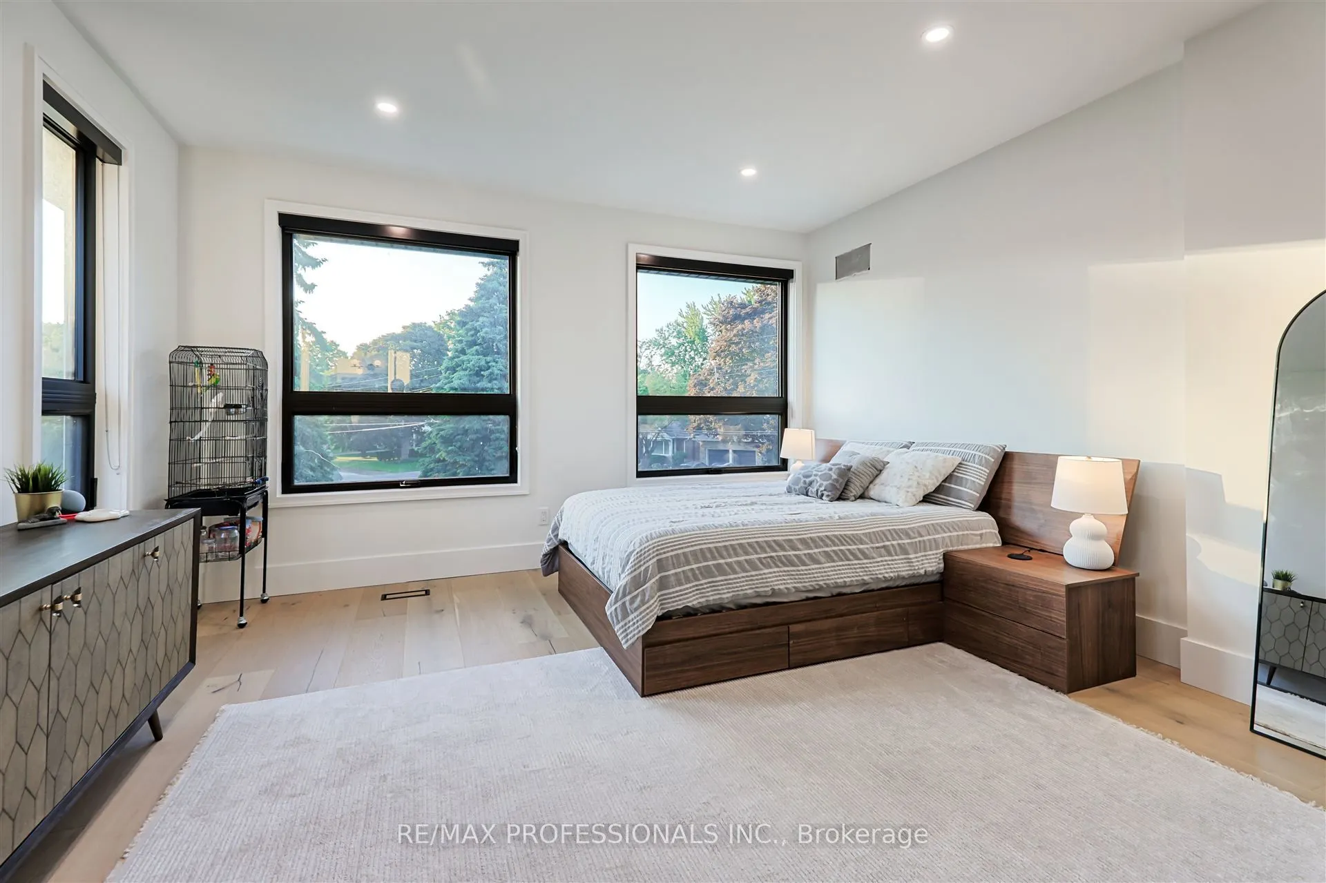 22 Spring Garden Road