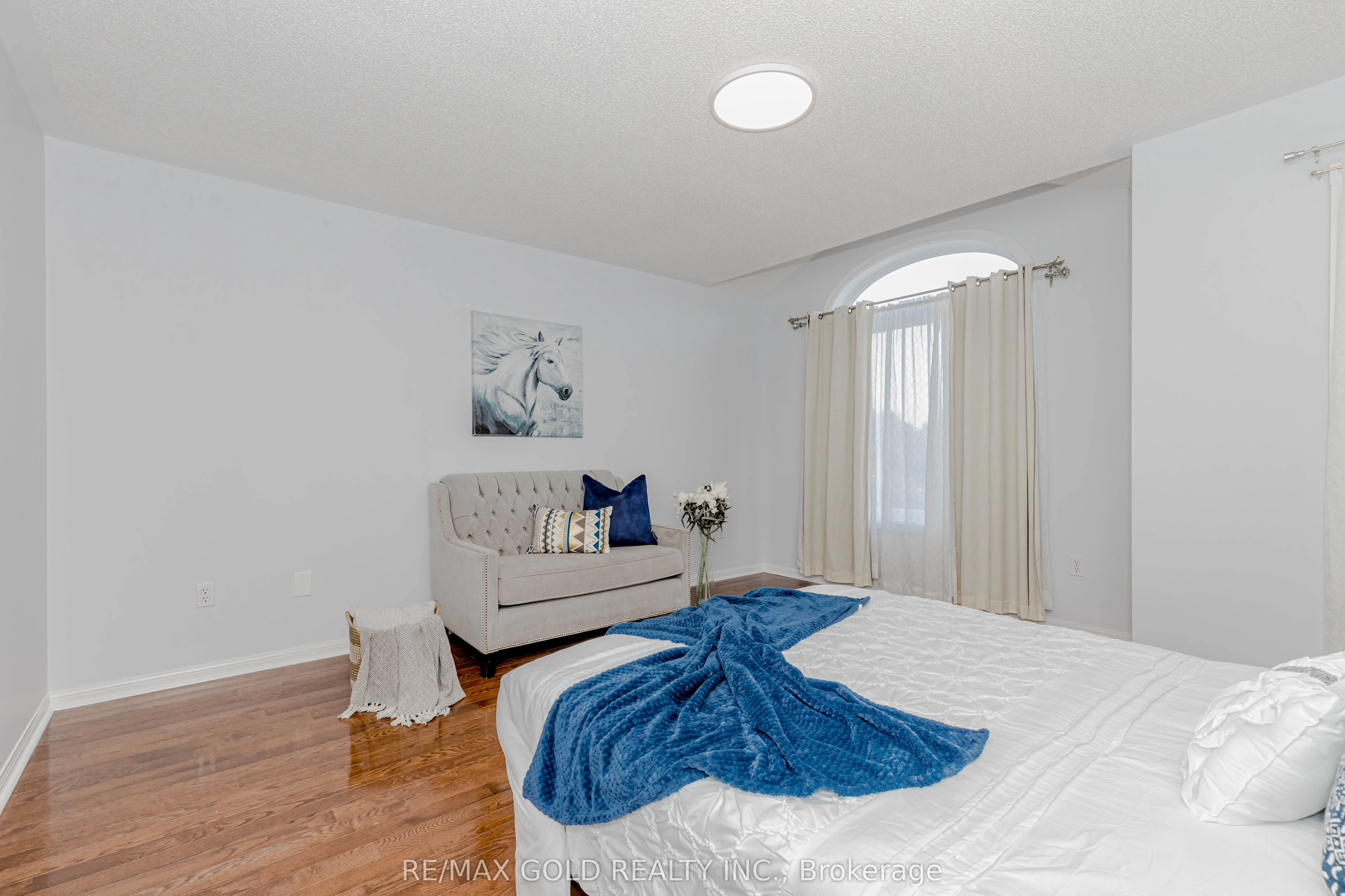 7399 Terragar Boulevard