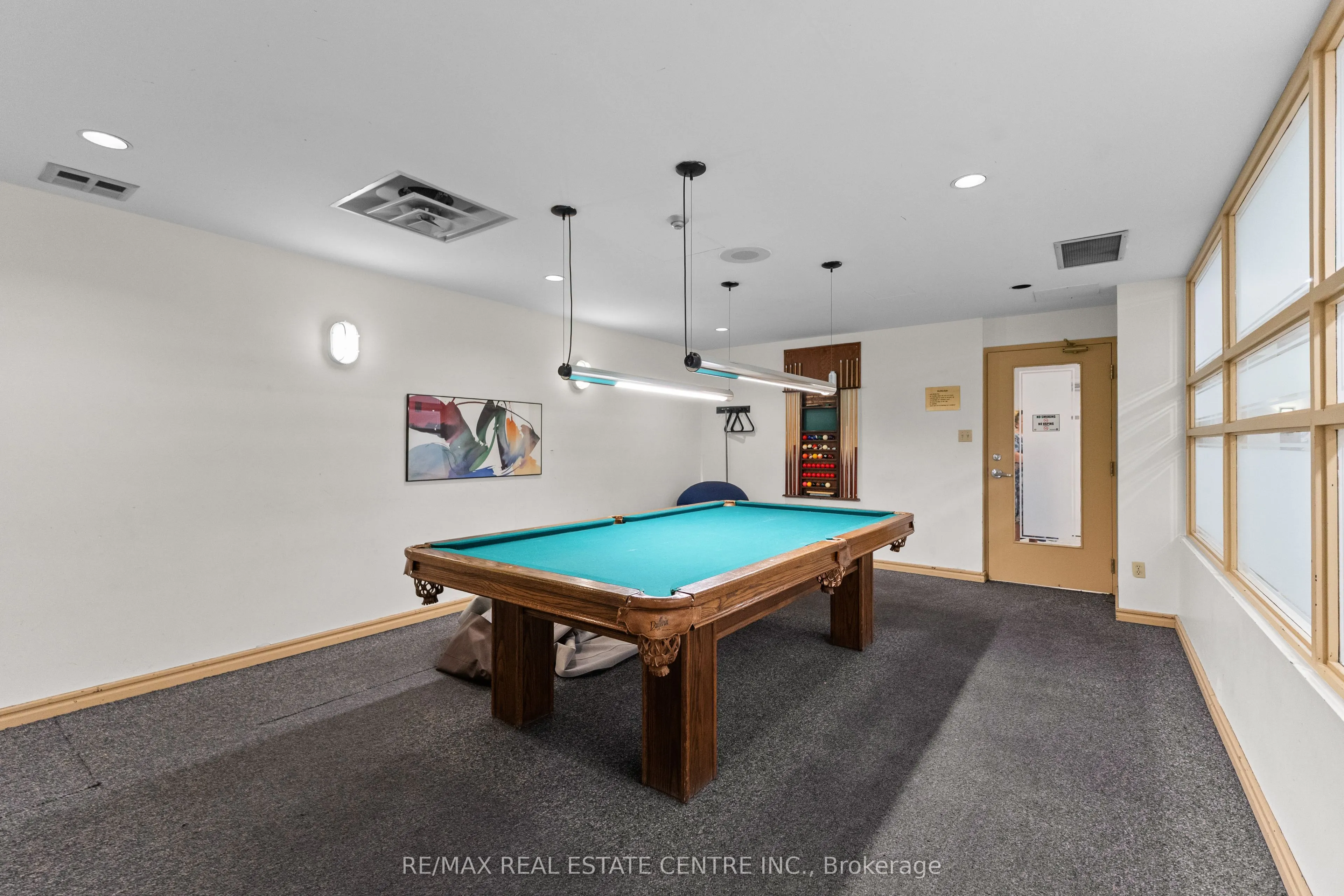 12 Laurelcrest Street, #707