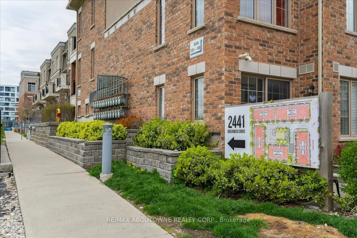 2441 Greenwich Road, #121