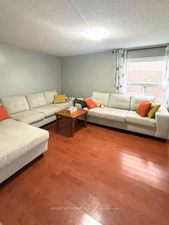 4641 Crosscreek Court