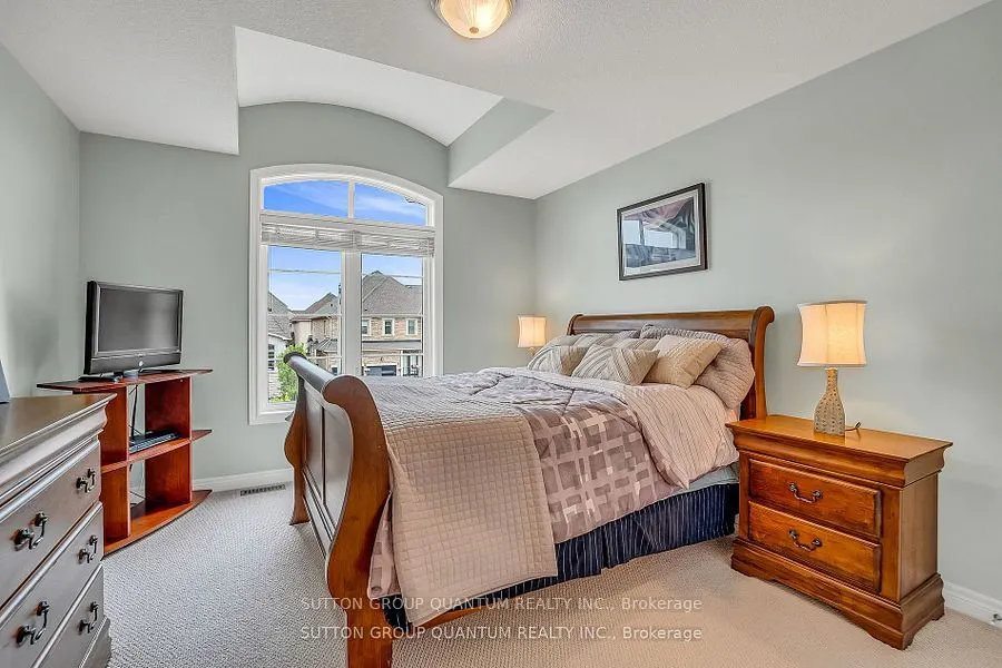 5 Riverstone Drive